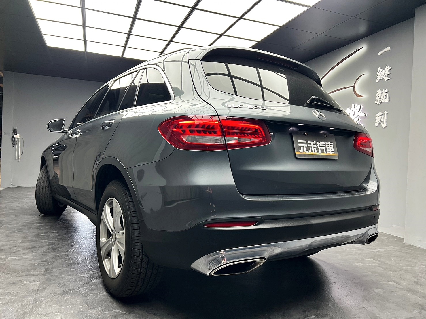 🔥2016 X253 BENZ GLC GLC300 全景天窗/電尾門/盲點🔥(220)【阿龍中古車 0968-691-205】  第9張相片
