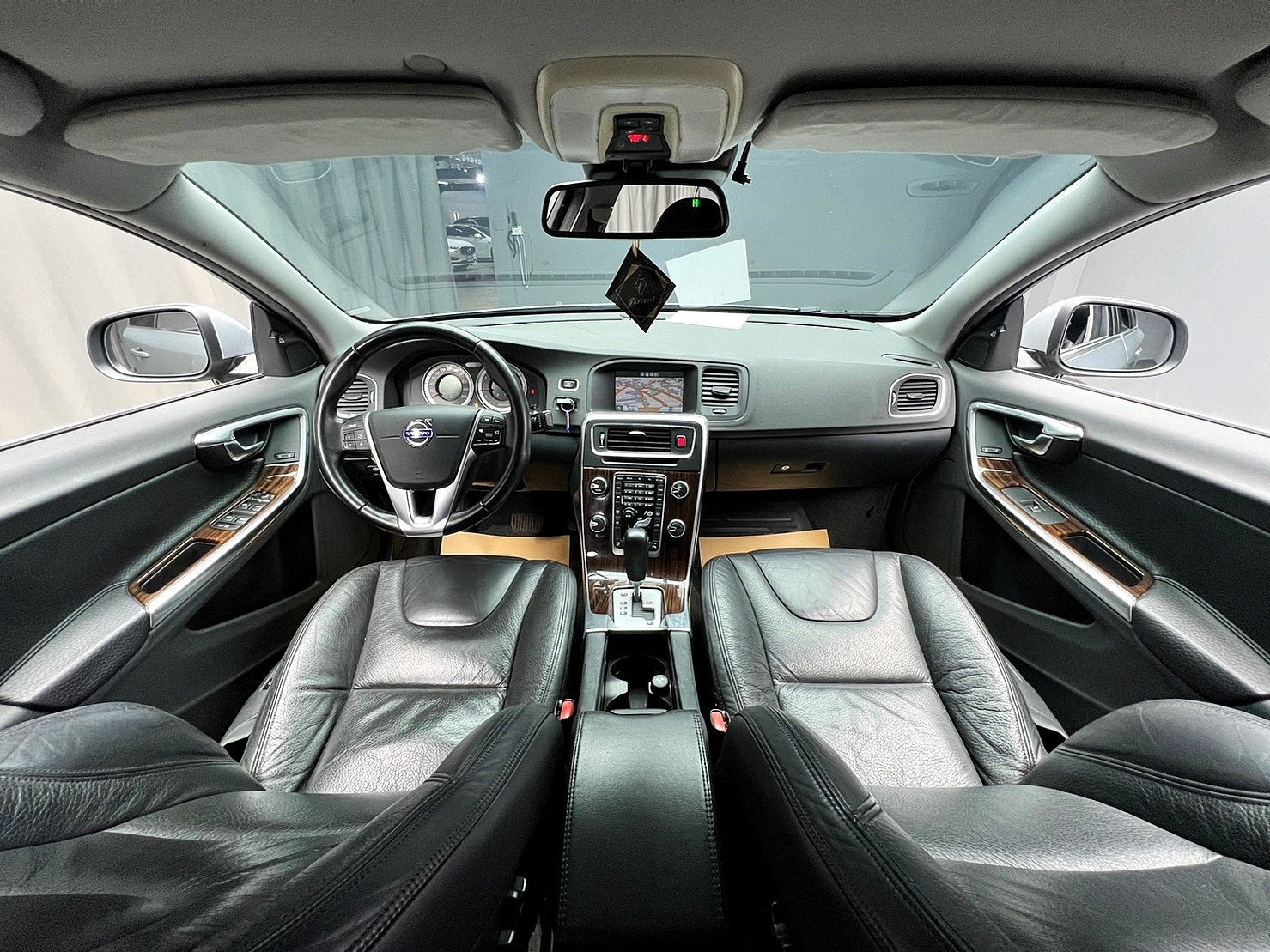 🔥2012式 VOLVO S60 T4 豪華版 經濟實惠/便宜房車🔥(016)【阿龍中古車 0968-691-205】  第3張相片