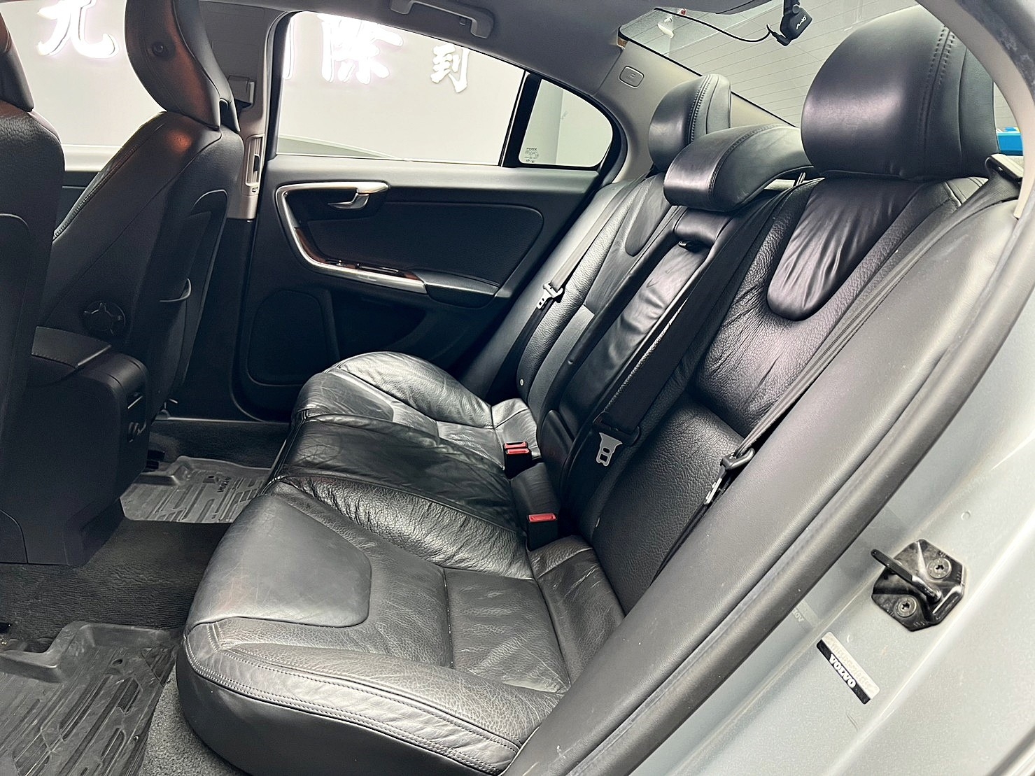 🔥2012式 VOLVO S60 T4 豪華版 經濟實惠/便宜房車🔥(016)【阿龍中古車 0968-691-205】  第5張相片