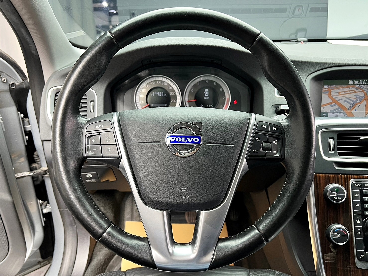🔥2012式 VOLVO S60 T4 豪華版 經濟實惠/便宜房車🔥(016)【阿龍中古車 0968-691-205】  第9張相片