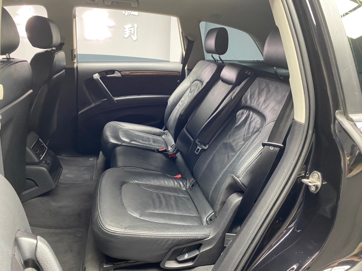 🔥2015 AUDI Q7 五人座 柴油四驅/電尾門/雙電動椅🔥(195)【阿龍中古車 0968-691-205】  第2張相片