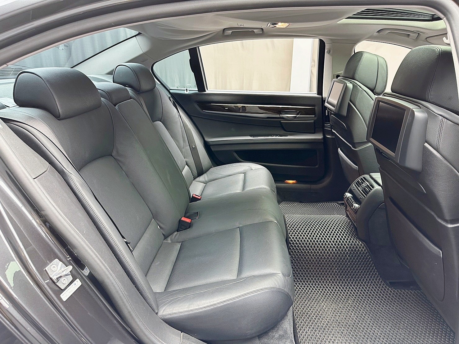 🔥2010 F02 BMW 740Li 總裁坐駕/雙電冷熱椅/低里程🔥(235)【阿龍中古車 0968-691-205】  第7張相片