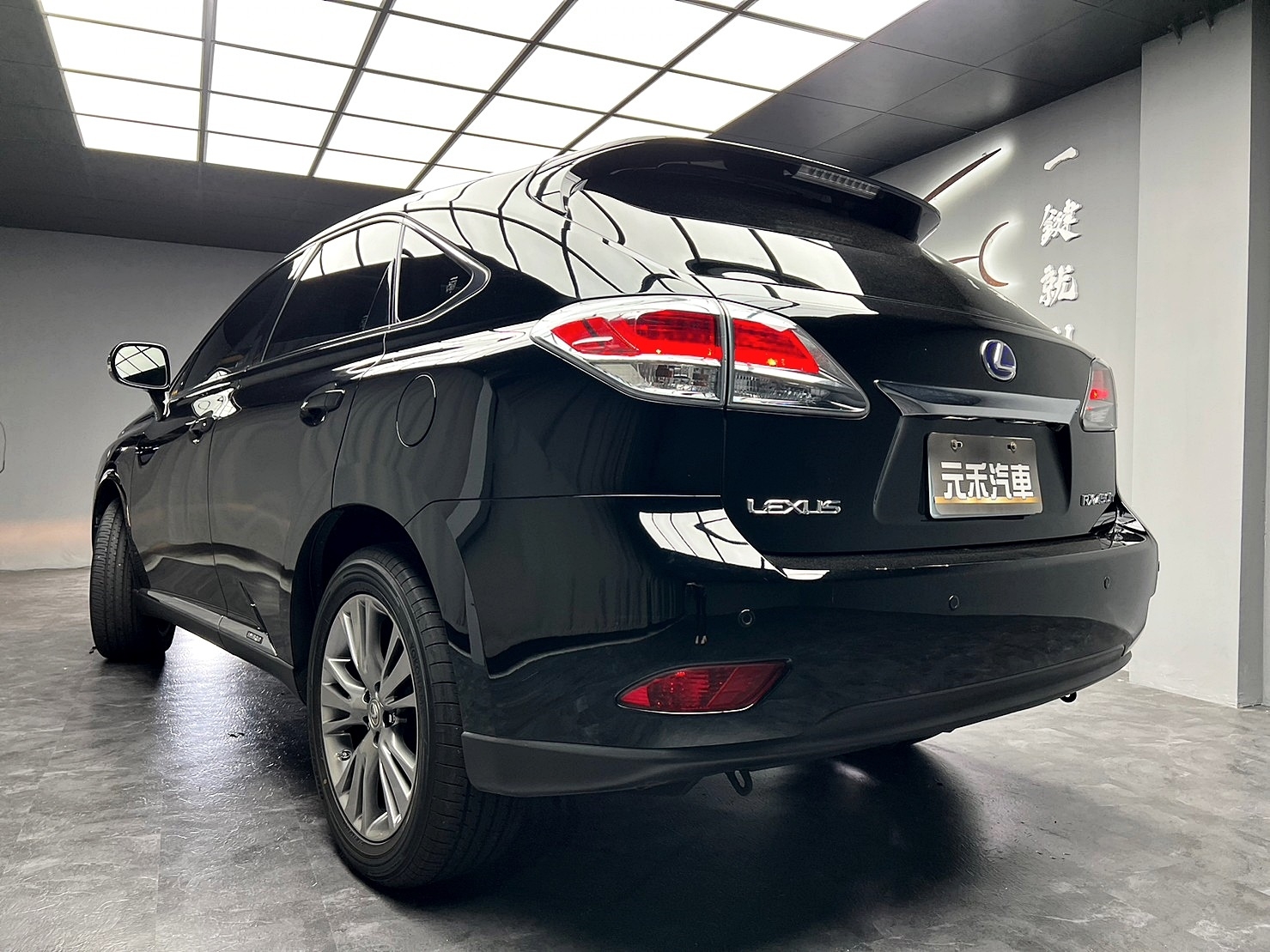 🔥2014 LEXUS RX450h 四驅頂級版 電冷熱椅/抬顯🔥(228)【阿龍中古車 0968-691-205】  第3張相片