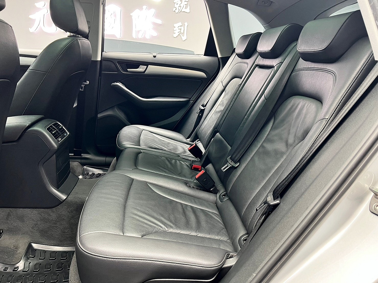🔥2014 AUDI Q5 柴油四驅/全景天窗/電尾門🔥(120)【阿龍中古車 0968-691-205】  第2張相片