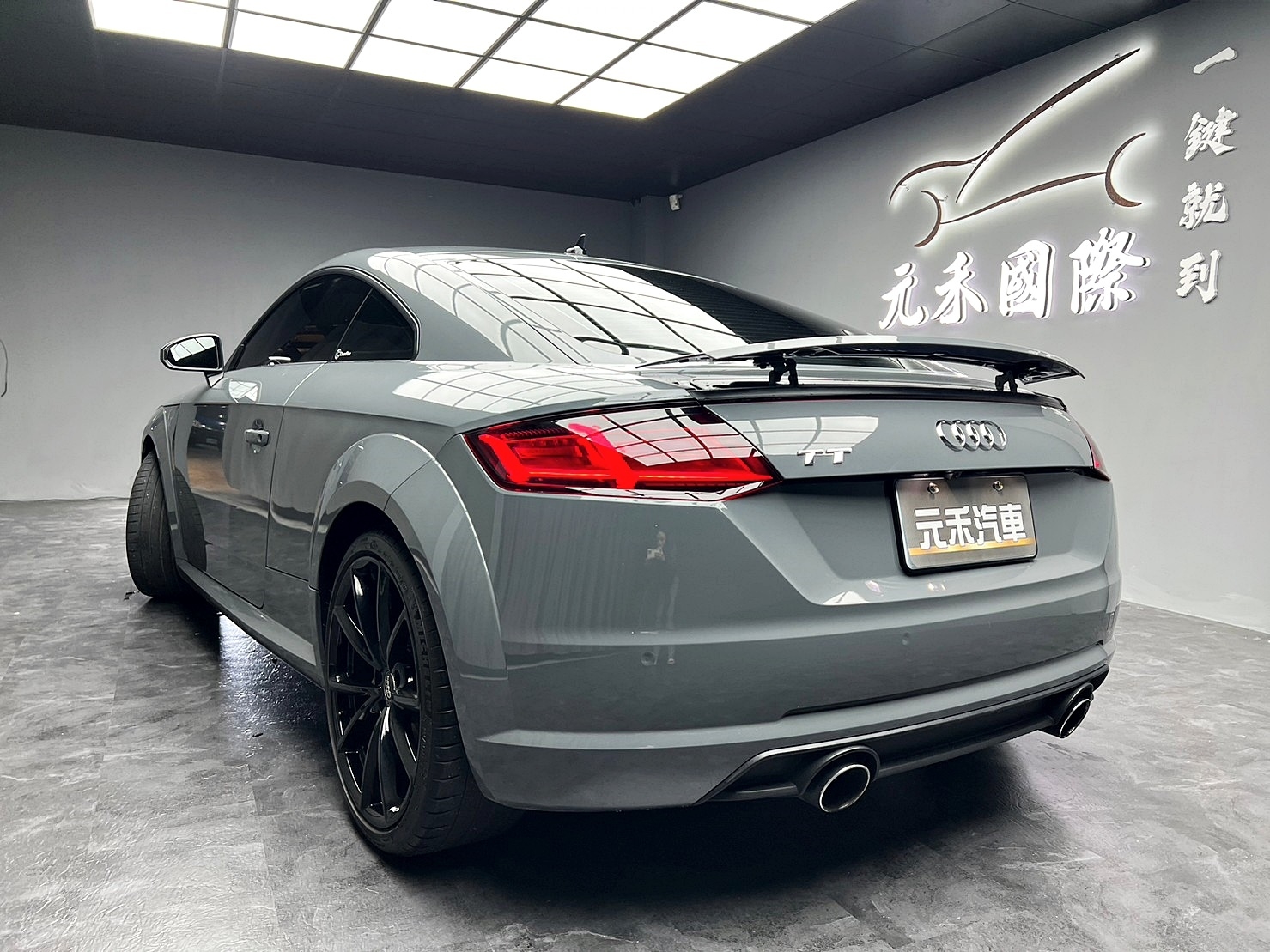 🔥2016 奧迪 Audi TT 45TFSI quattro 四輪傳動🔥(232)【阿龍中古車 0968-691-205】  第2張相片