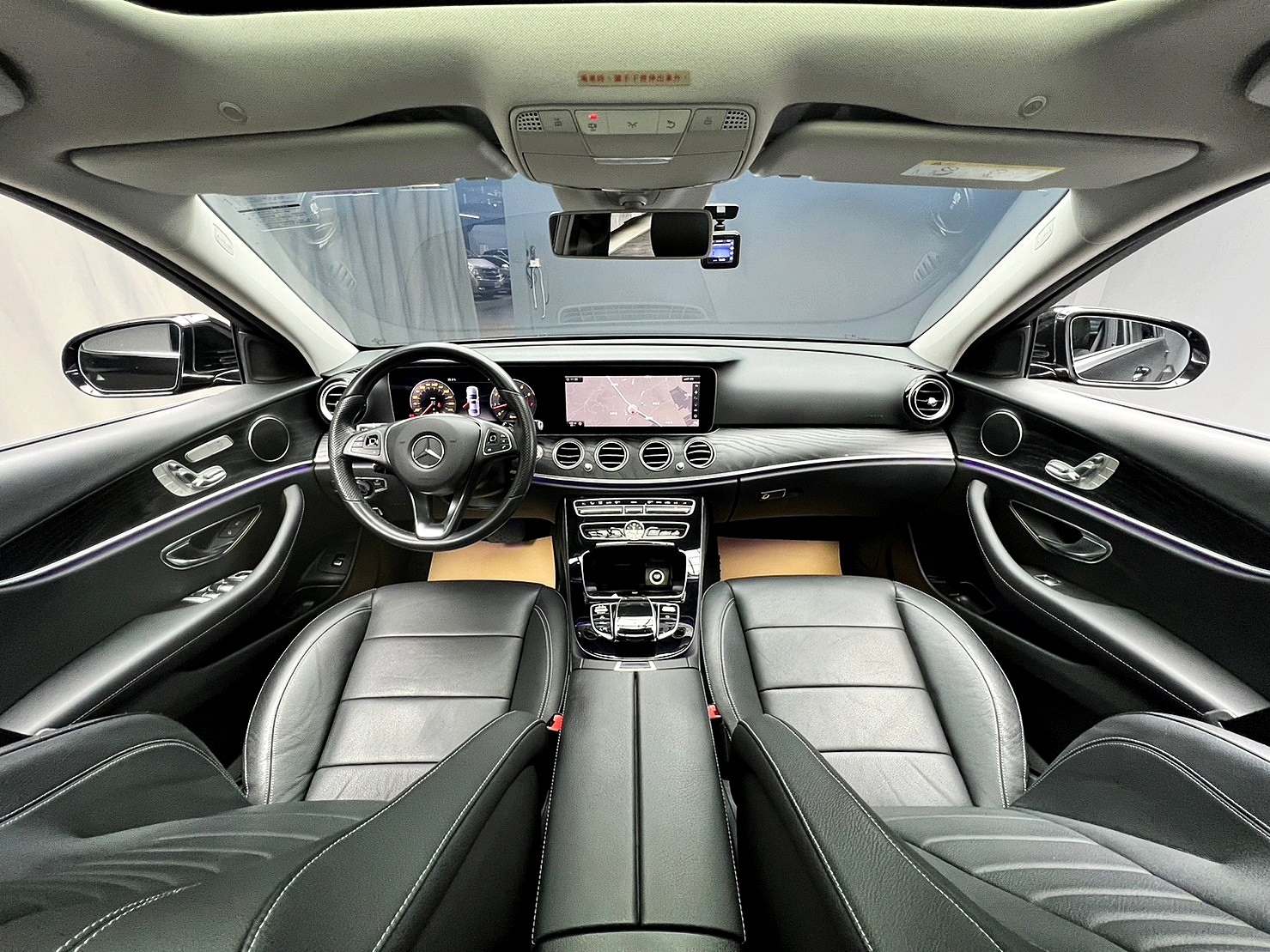 🔥2017 W213 E250 Avantgarde 2.0 高質感房車🔥(100)【阿龍中古車 0968-691-205】  第3張相片