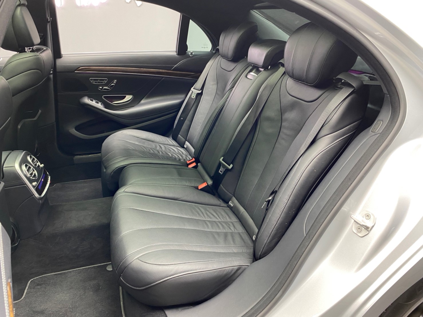 🔥2015 W222 S400L 3.0 豪華房車/霸氣登場🔥(226)【阿龍中古車 0968-691-205】  第2張相片