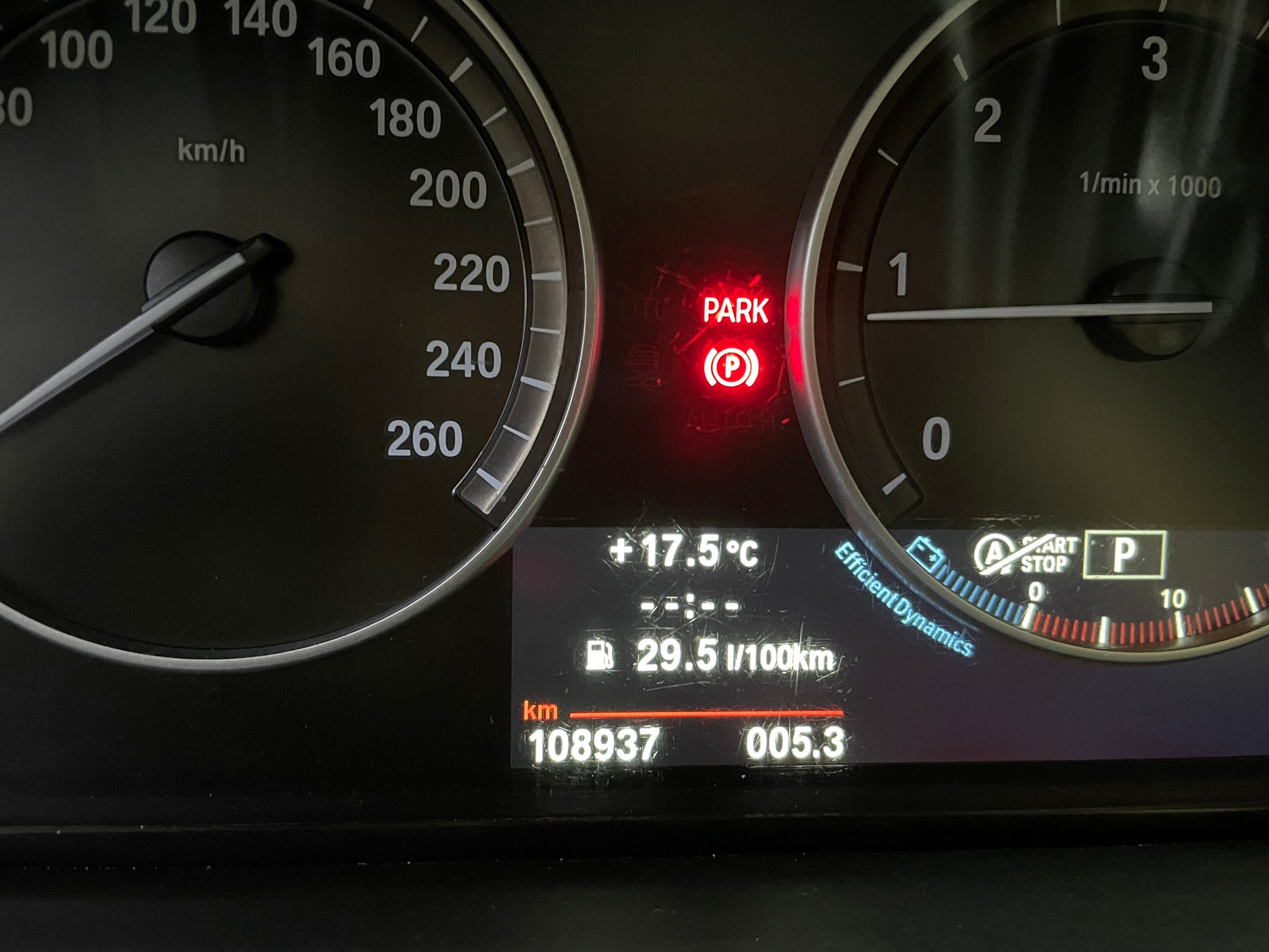 🔥2013式 F10 BMW 520d 柴油 CP值超高/進口名車🔥(222)【阿龍中古車 0968-691-205】  第2張相片