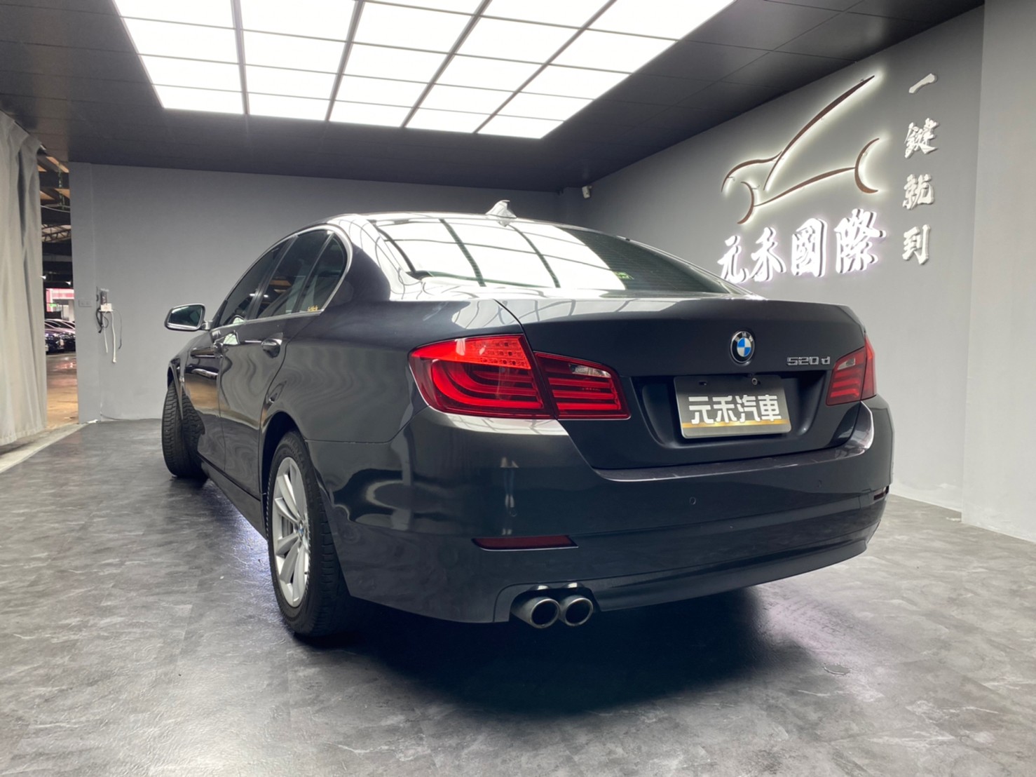 🔥2013式 F10 BMW 520d 柴油 CP值超高/進口名車🔥(222)【阿龍中古車 0968-691-205】  第3張相片