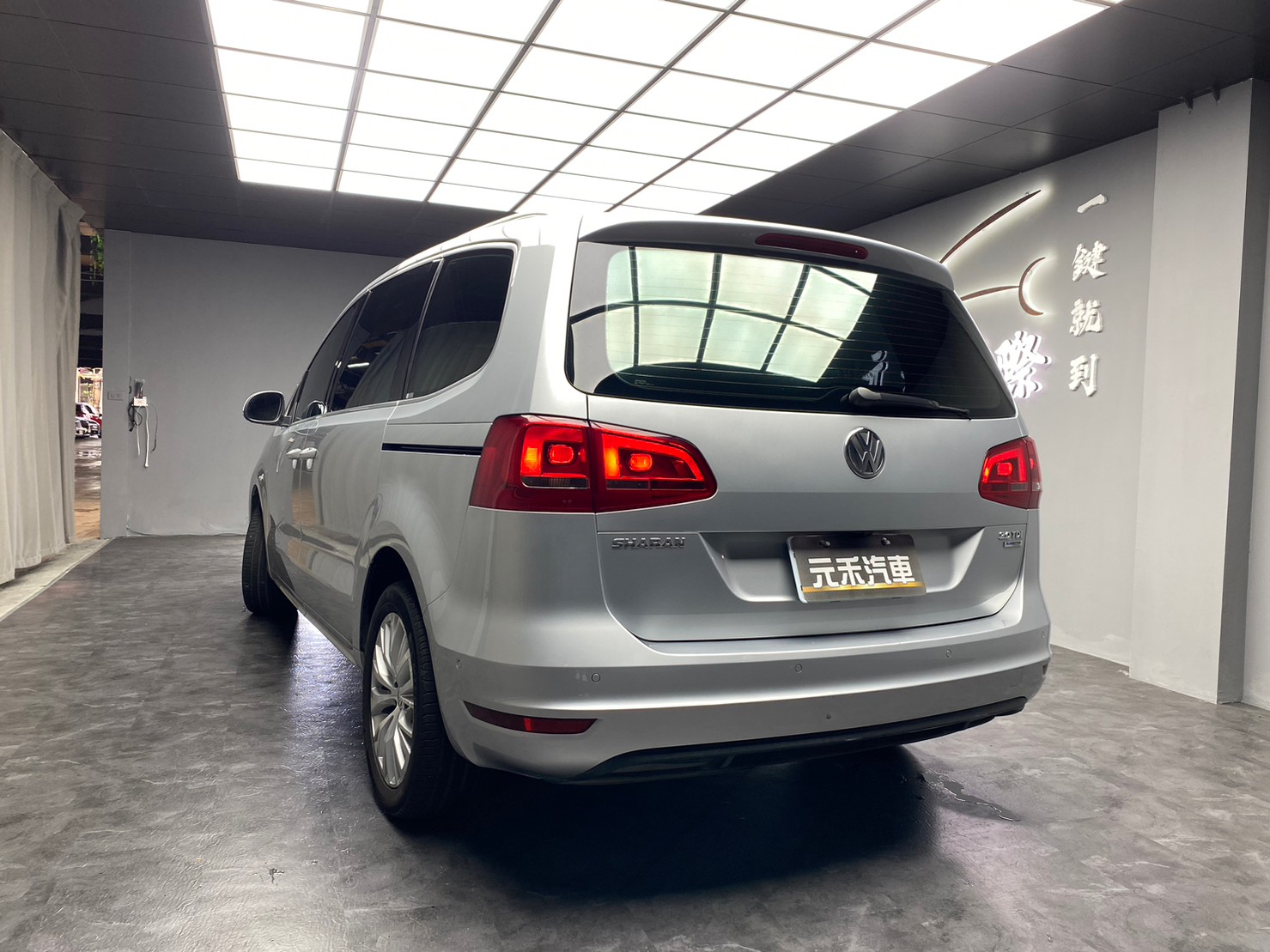 🔥2014 VW Sharan BMT Highline 雪狼 雪倫 柴油六人座🔥(187)【阿龍中古車 0968-691-205】  第9張相片