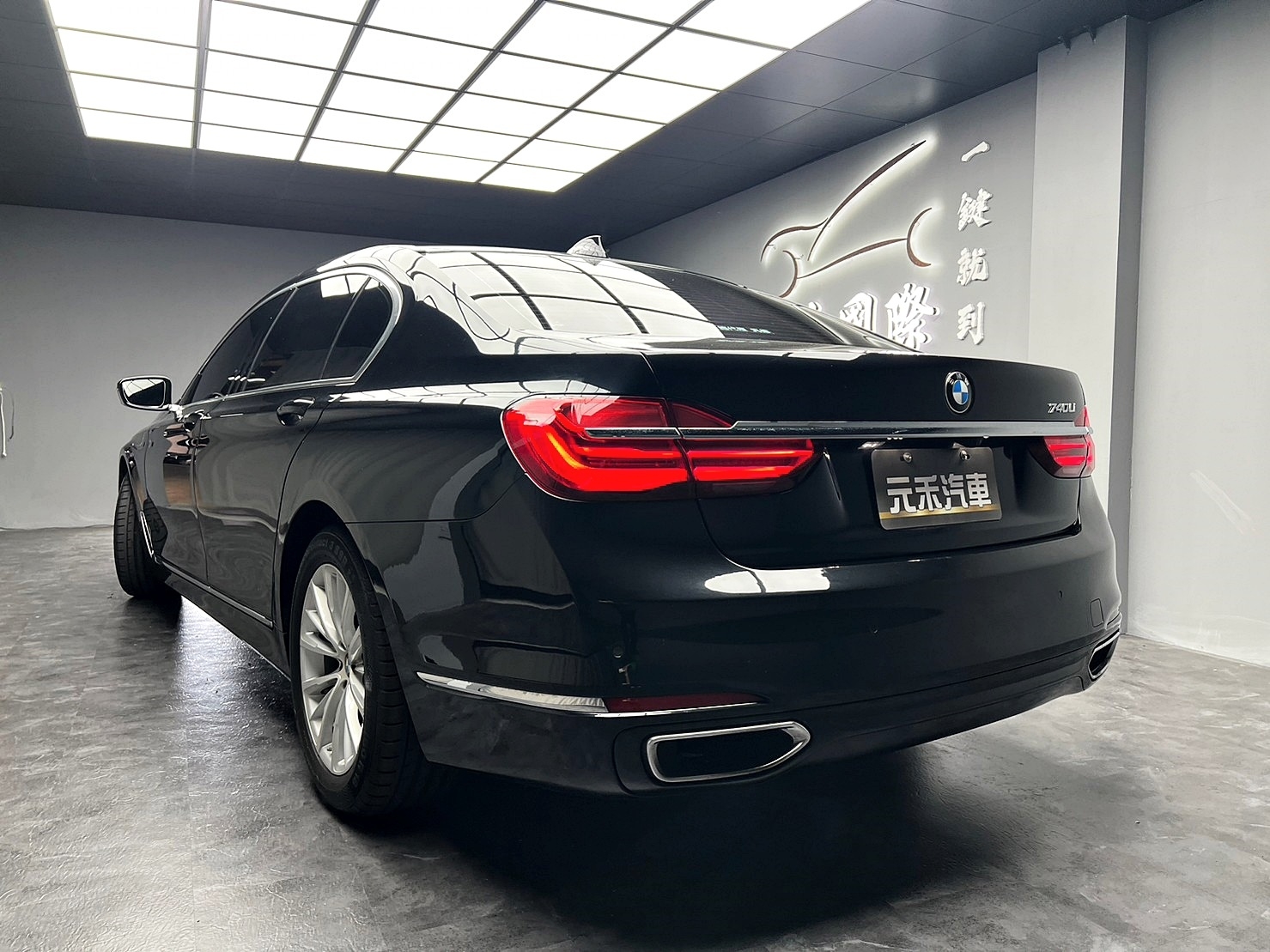 🔥2016 G11 BMW 740Li 總裁坐駕/環景/抬顯/電子懸吊🔥(234)【阿龍中古車 0968-691-205】  第2張相片