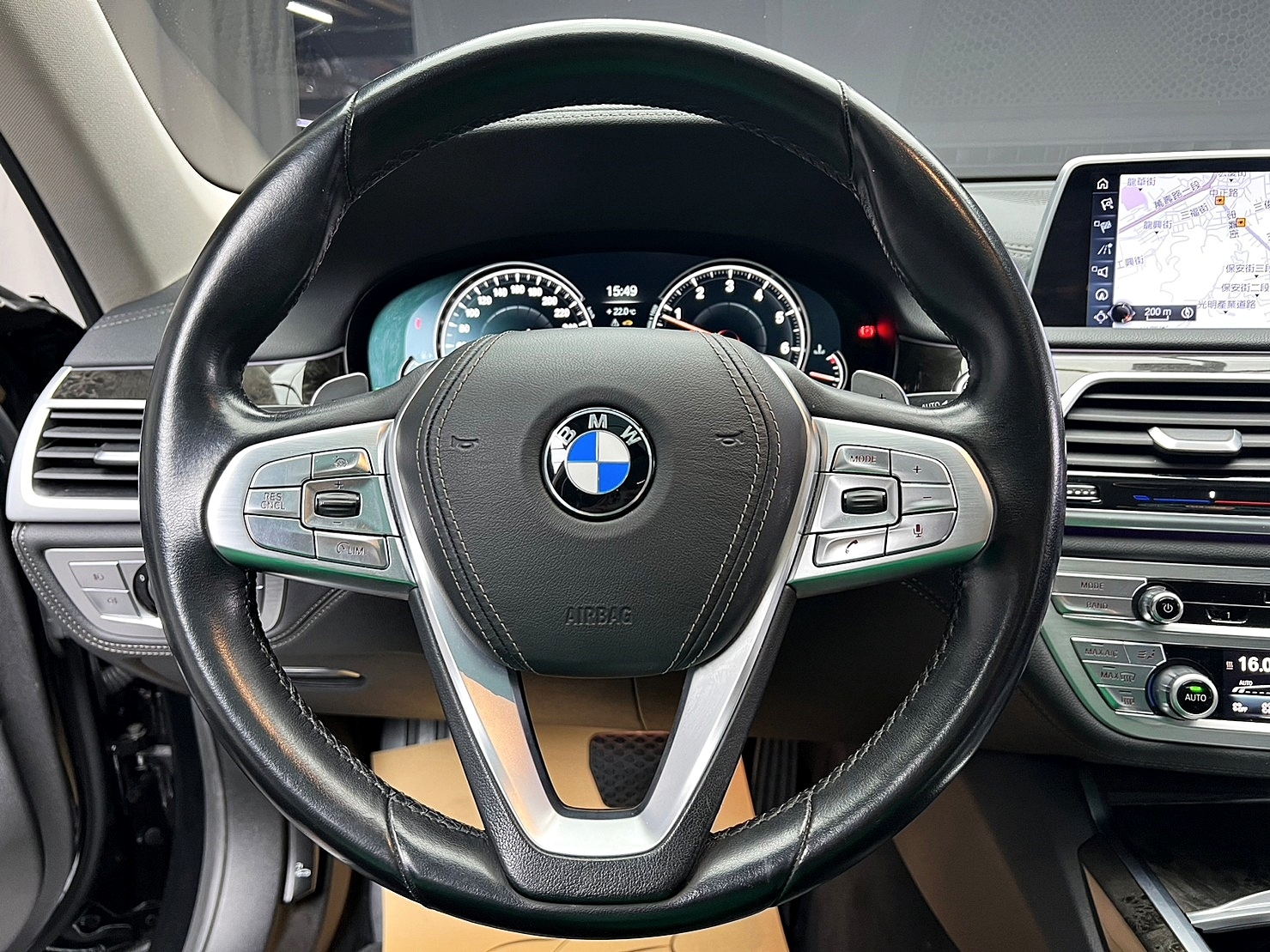 🔥2016 G11 BMW 740Li 總裁坐駕/環景/抬顯/電子懸吊🔥(234)【阿龍中古車 0968-691-205】  第6張相片