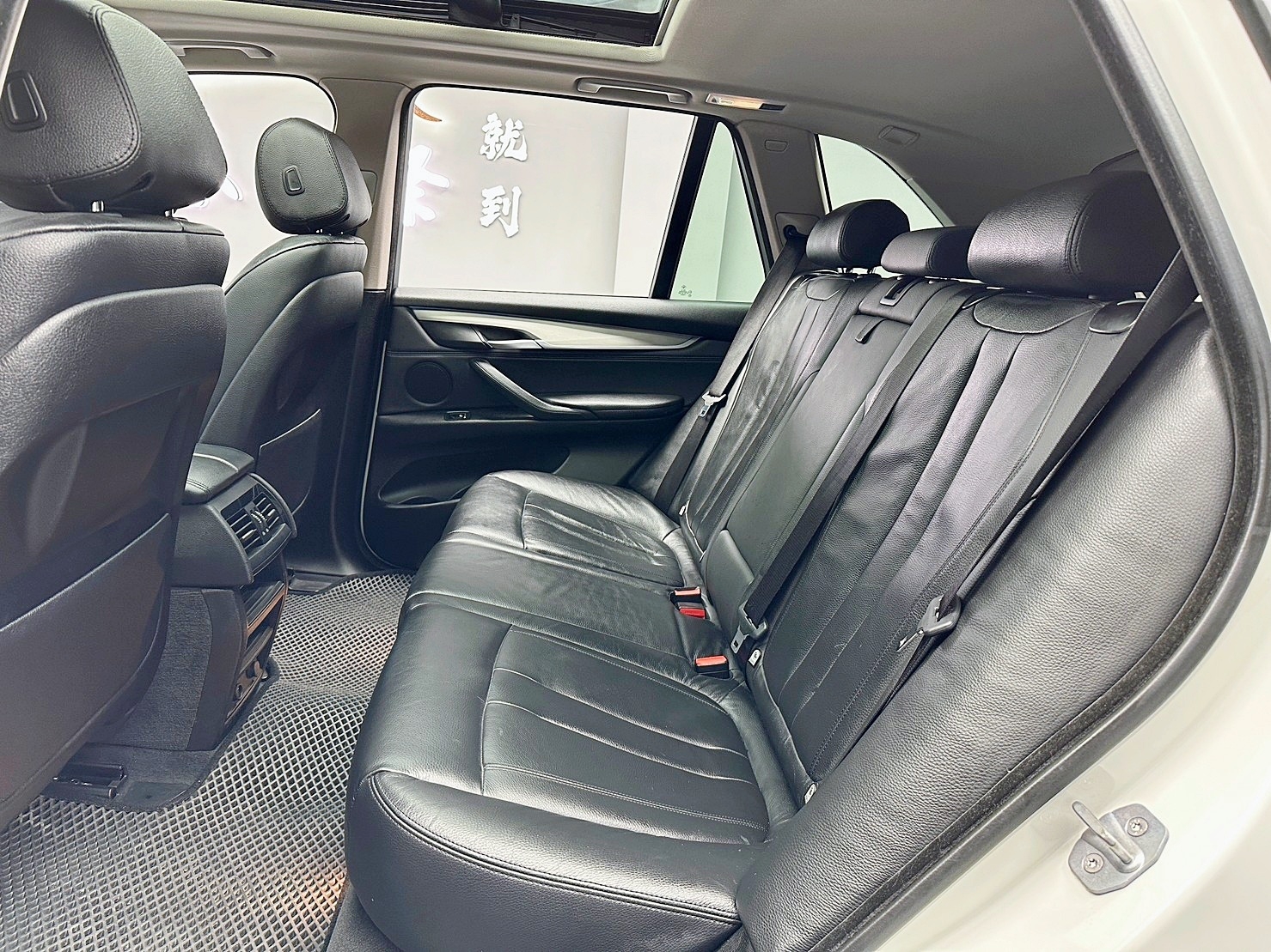 🔥2014 F15 X5 環景/電尾門/稱霸休旅王者地位🔥(182)【阿龍中古車 0968-691-205】  第2張相片