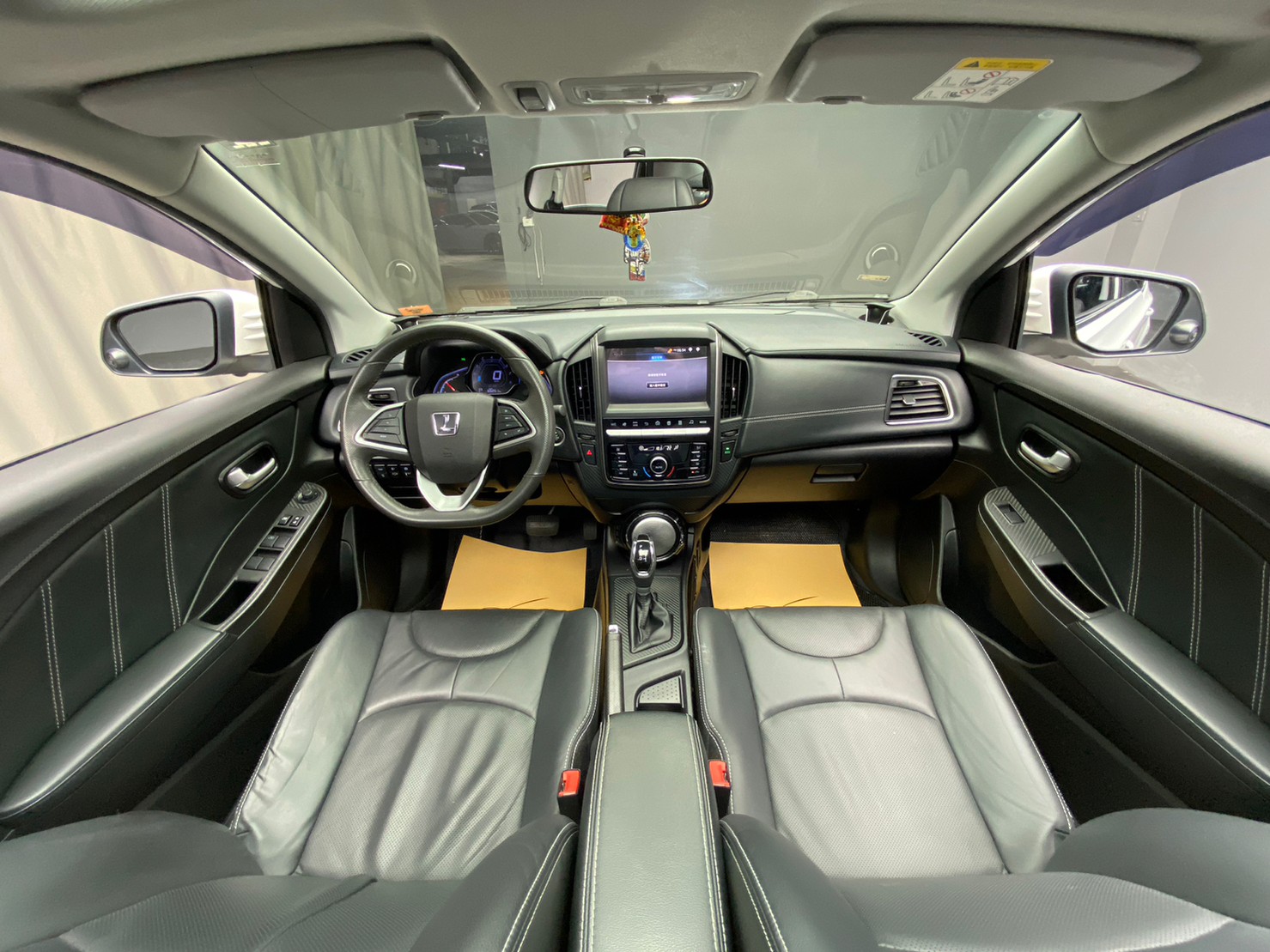 🔥2017式 Luxgen S3 撼動版旗艦型 免鑰/天窗/環景🔥(103)【阿龍中古車 0968-691-205】  第3張相片