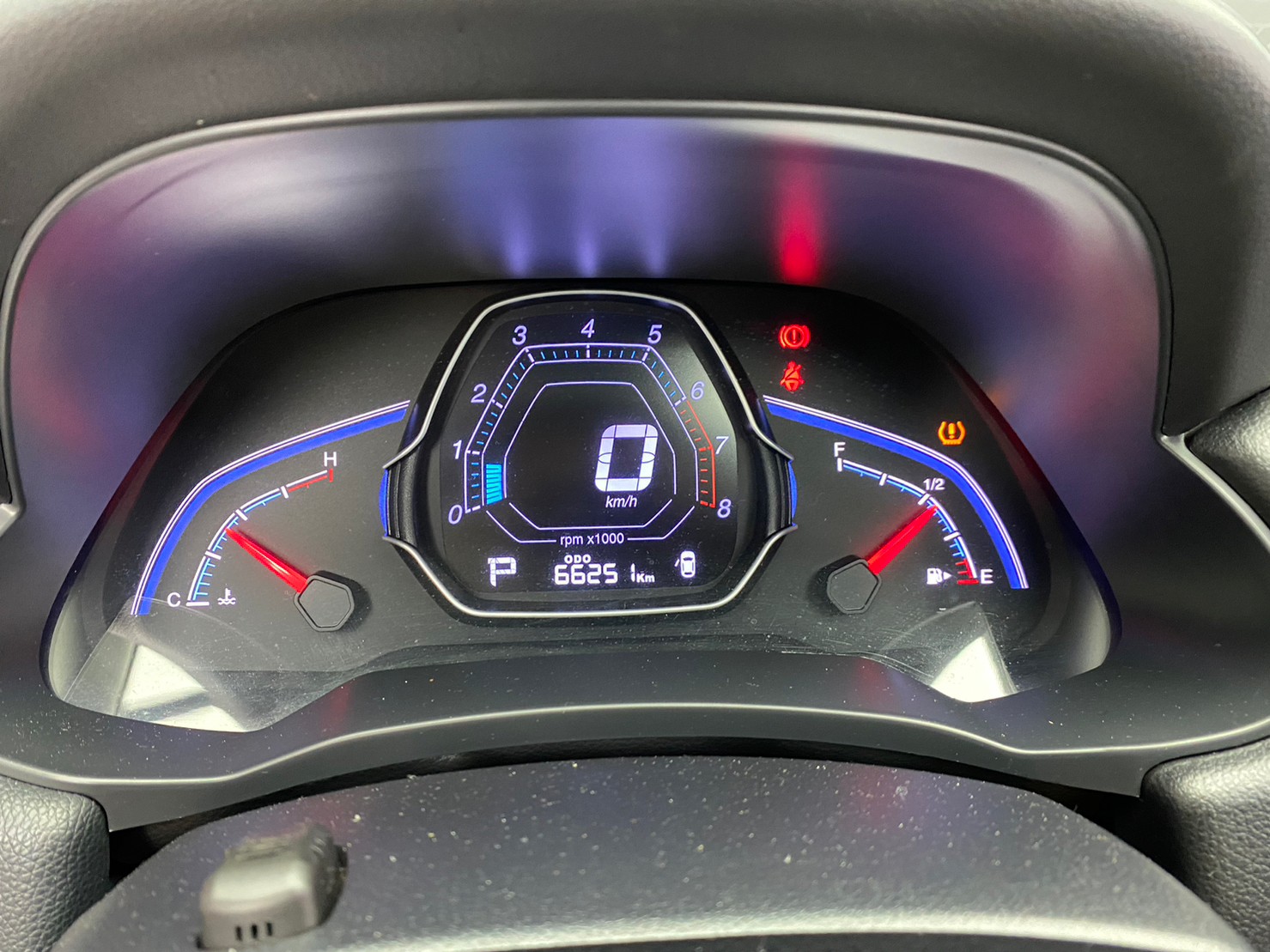 🔥2017式 Luxgen S3 撼動版旗艦型 免鑰/天窗/環景🔥(103)【阿龍中古車 0968-691-205】  第5張相片