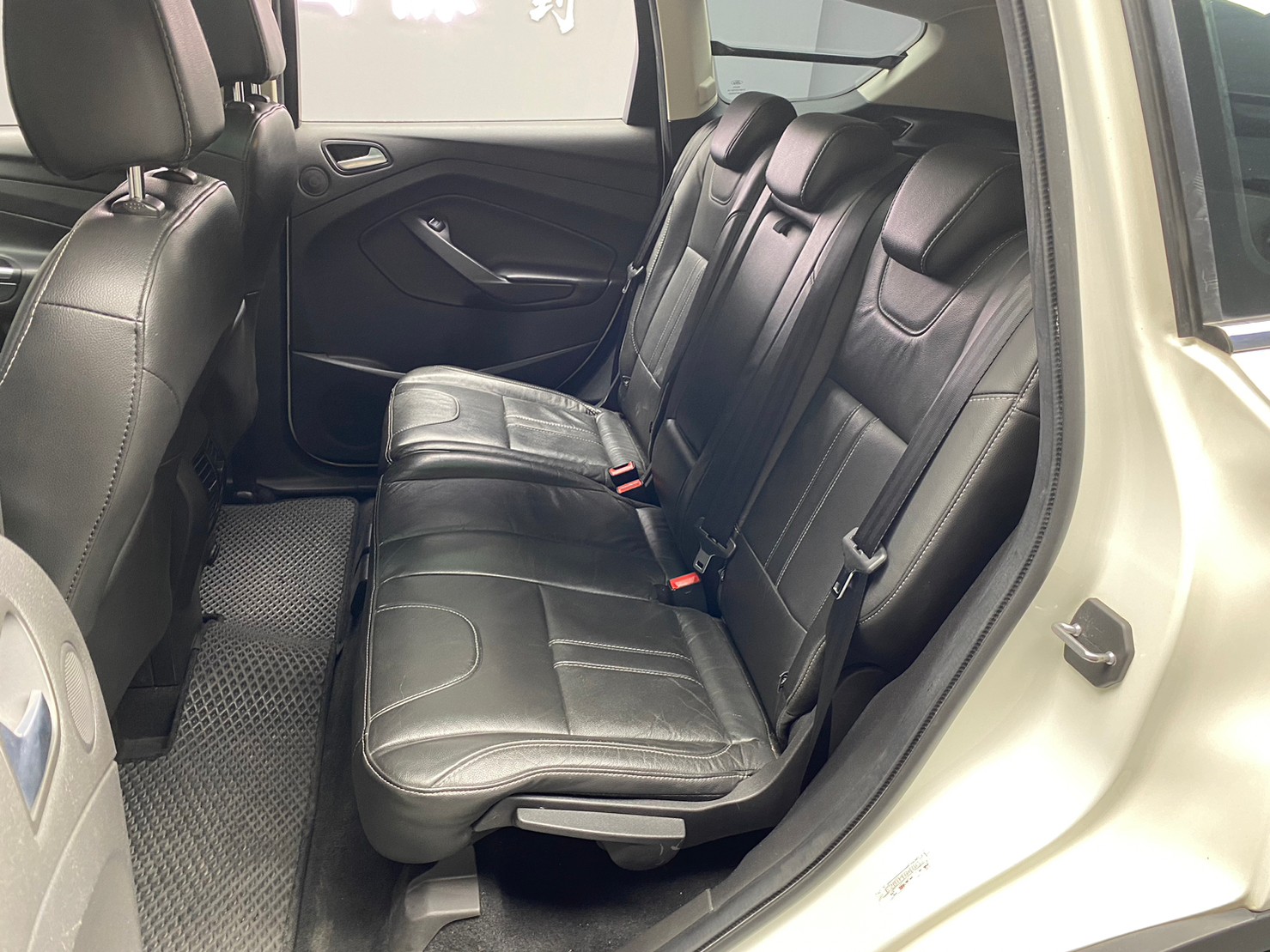 🔥2014 FORD Kuga 2.0 旗艦型 ACC跟車/全景天窗/電尾門/自動停車🔥(042)【阿龍中古車 0968-691-205】  第3張相片