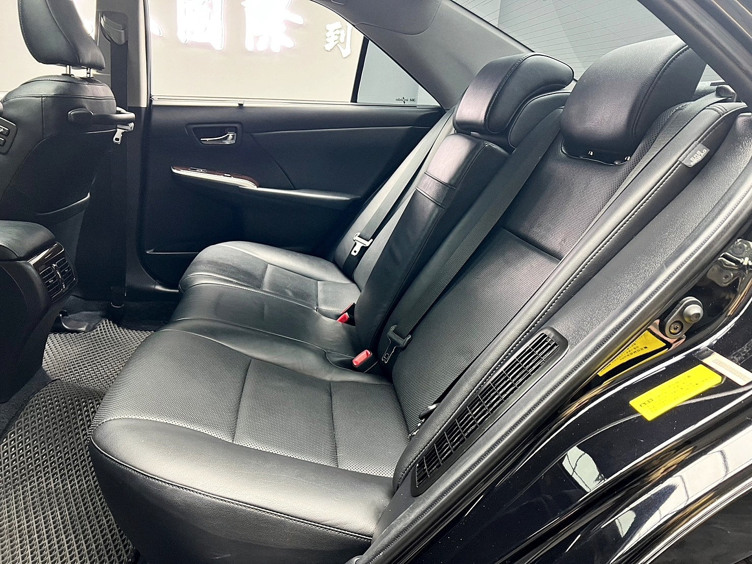 🔥2015 TOYOTA 冠美麗 Camry 油電 旗艦版 /ACC跟車/無線充🔥(223)【阿龍中古車 0968-691-205】  第2張相片