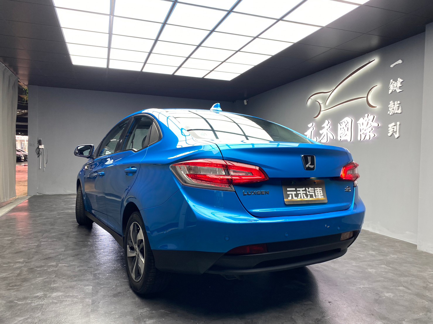 🔥2019式 LUXGEN 納智捷 S3 AR環景旗艦版 /小改後大螢幕/自動停車🔥(111)【阿龍中古車 0968-691-205】  第2張相片