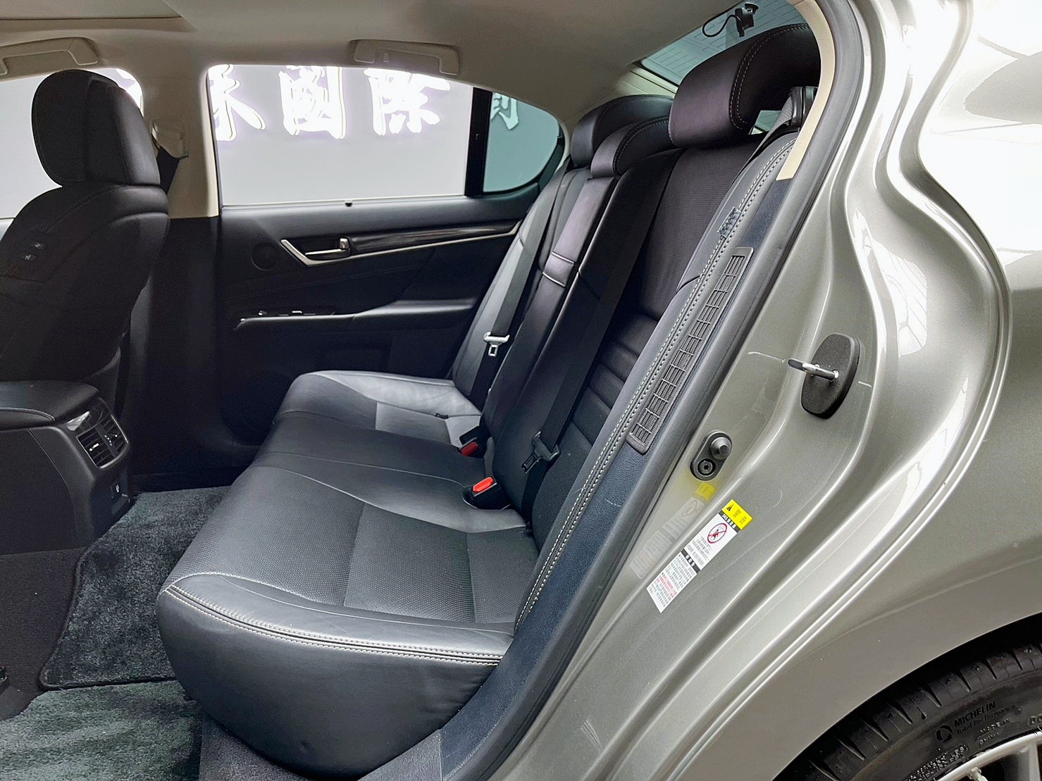 🔥2016 LEXUS GS GS300h 跟車 頂級版 /冷熱通風椅/後座面板🔥(112) 【阿龍中古車 0968-691-205】  第2張相片