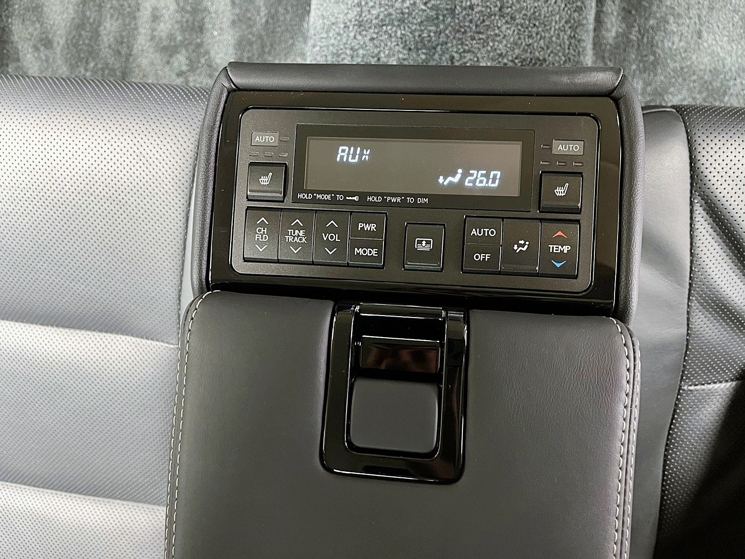 🔥2016 LEXUS GS GS300h 跟車 頂級版 /冷熱通風椅/後座面板🔥(112) 【阿龍中古車 0968-691-205】  第3張相片