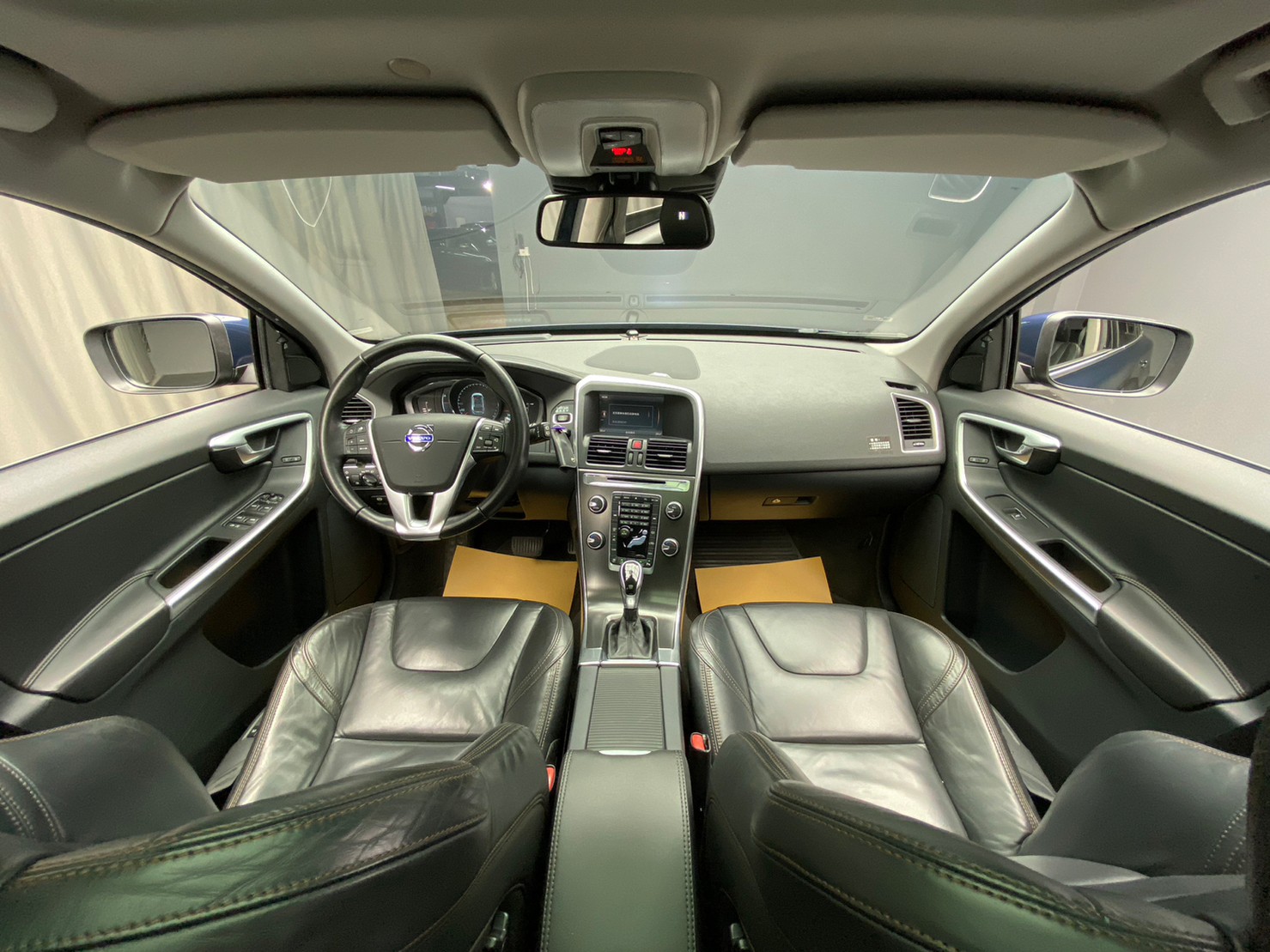 🔥2014 Volvo XC60 T5 旗艦版/全景天窗/電尾門/跟車🔥(081)【阿龍中古車 0968-691-205】  第3張相片