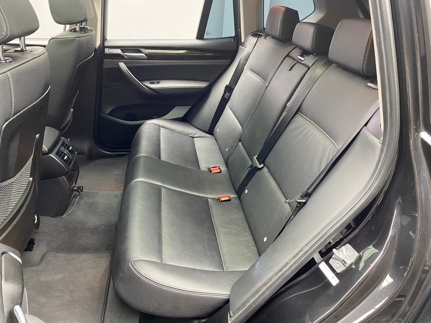 🔥2011 F25 BMW X3 xDrive28i 二代末代NA/四驅/電尾門🔥(120)【阿龍中古車 0968-691-205】  第9張相片