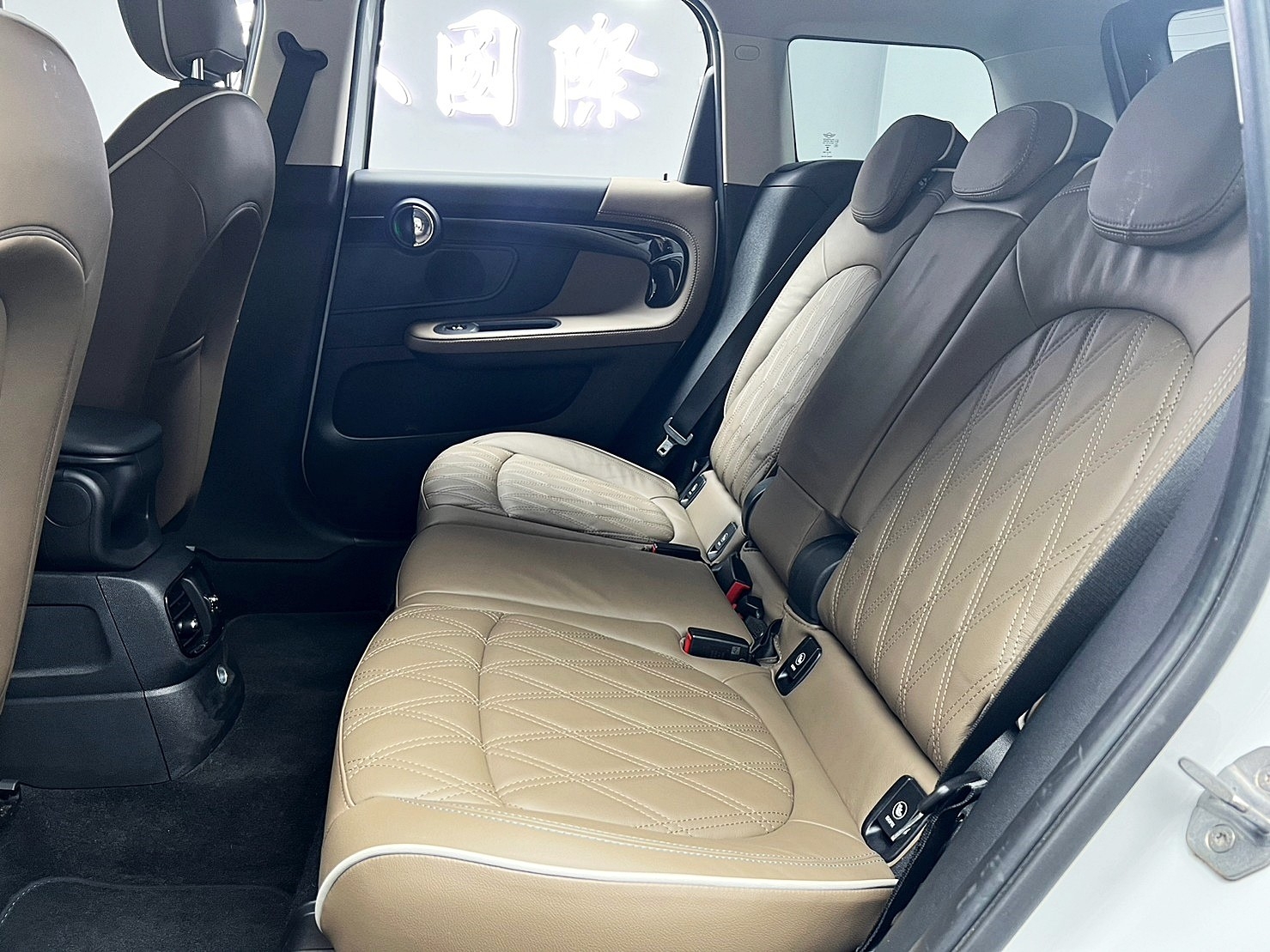 🔥2018 F60 Mini Countryman Cooper S 2.0 2代改款/全車雙色犀牛皮🔥(016)【阿龍中古車 0968-691-205】  第3張相片