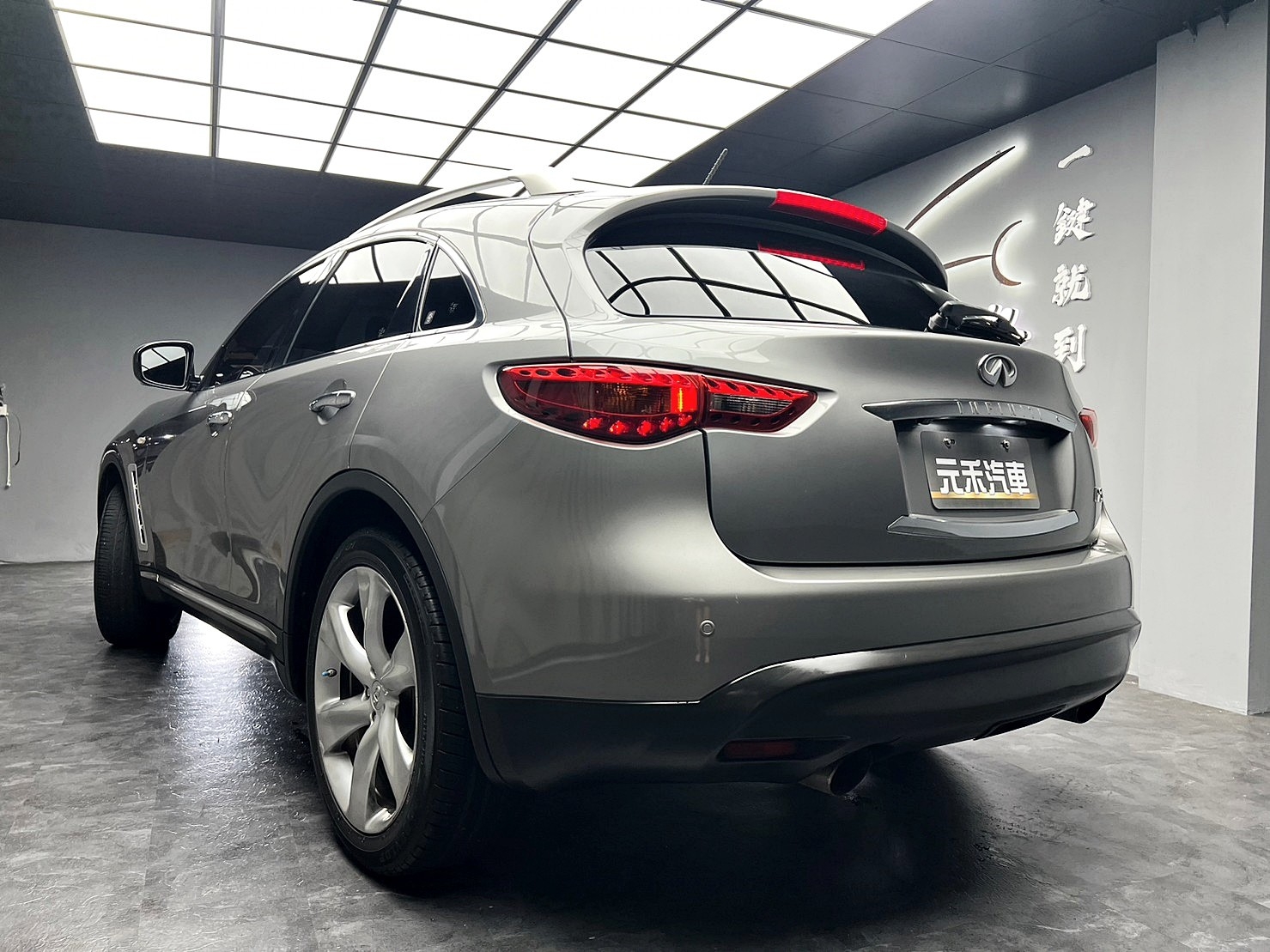 🔥2009 INFINITI FX35 Premium V6四驅/電冷熱椅/BOSE音響🔥(241)【阿龍中古車 0968-691-205】  第5張相片