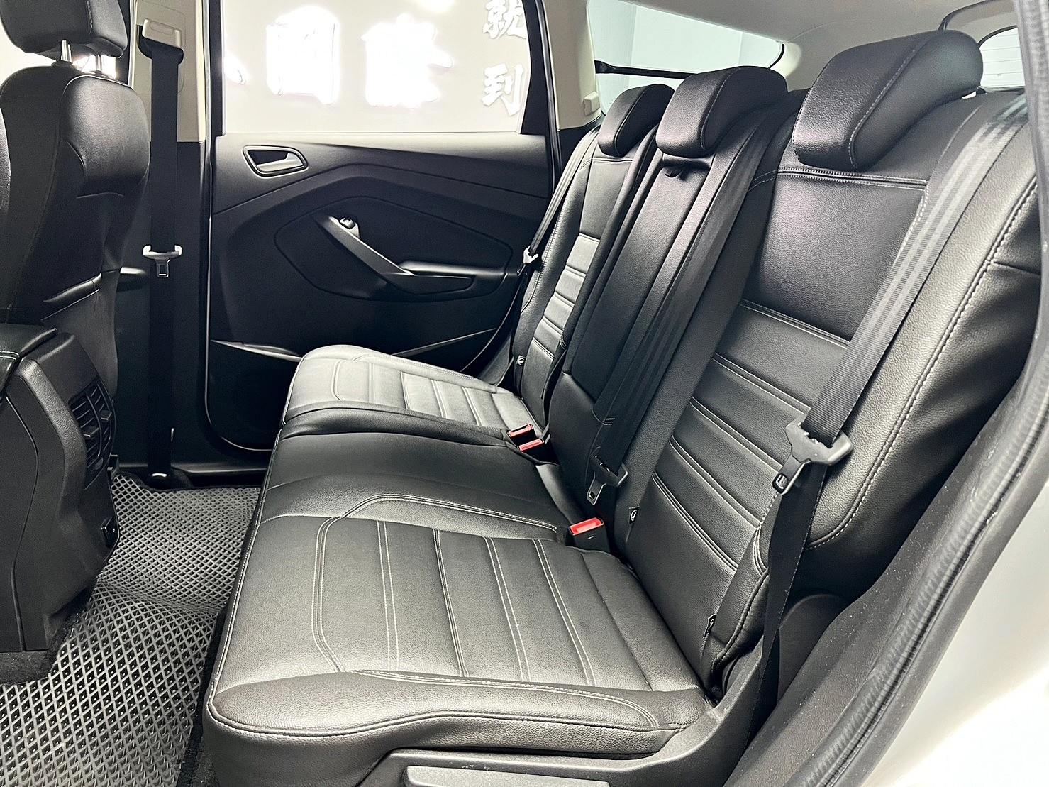 🔥2020 FORD 二代改款 Kuga EcoBoost 182全民便利型 升級安卓機/抬顯🔥(150)【阿龍中古車 0968-691-205】  第2張相片