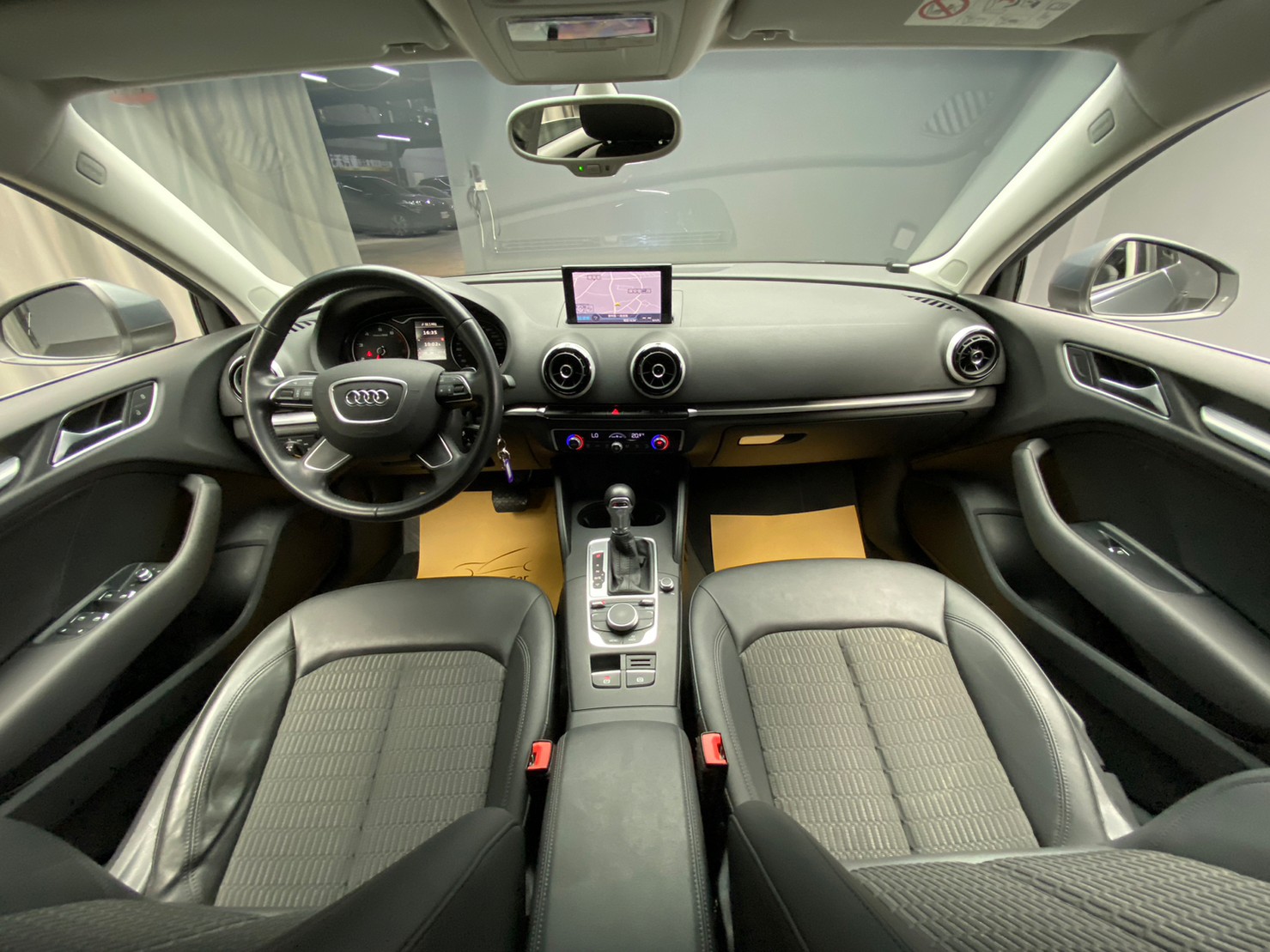 🔥2015 AUDI 三代改款 A3 Seden 30TFSI 有安卓機/CarPlay🔥(157)【阿龍中古車 0968-691-205】  第3張相片