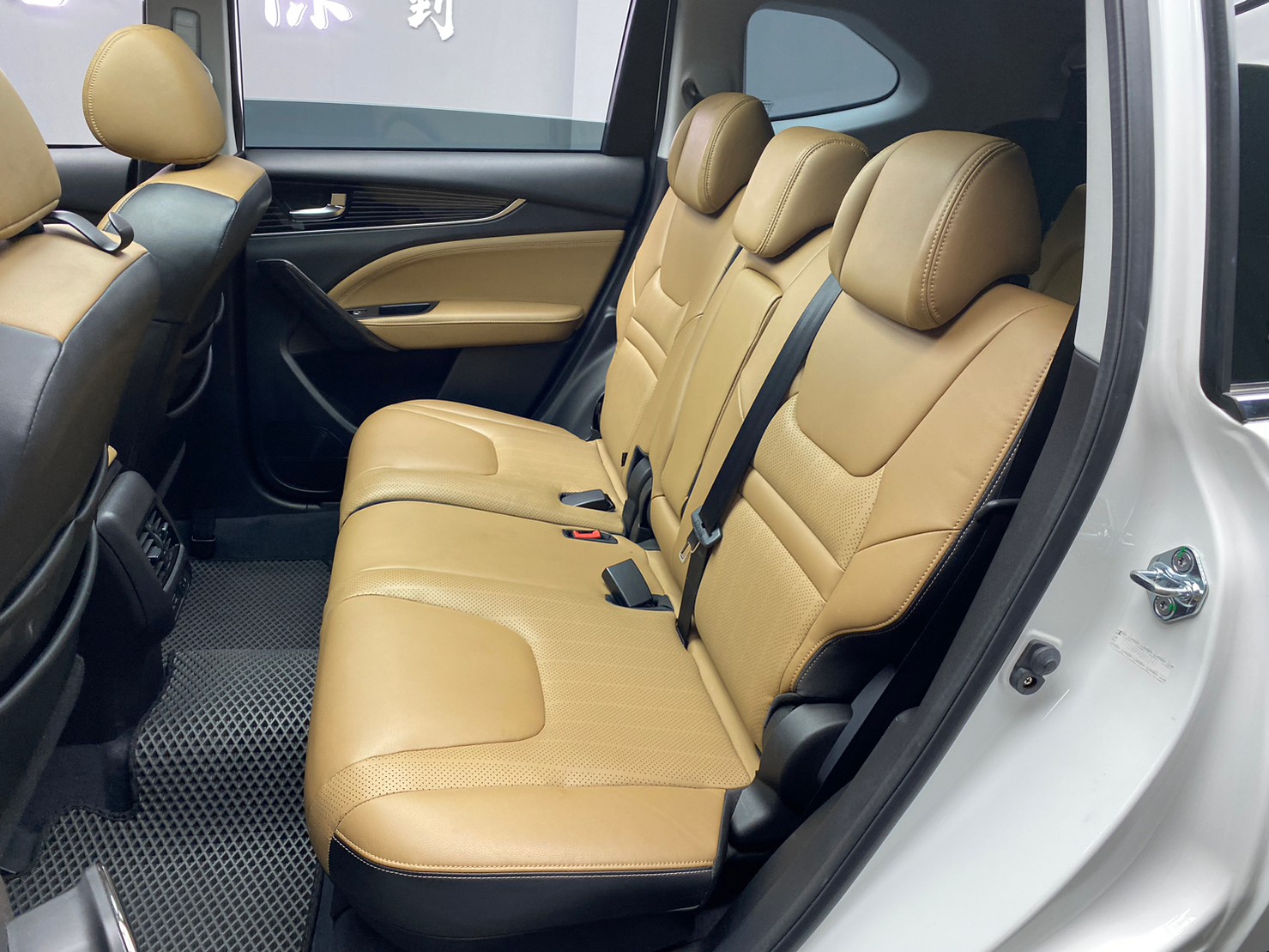 🔥2020 LUXGEN 納智捷 URX 七人座 旗艦款 環景/跟車/電尾門🔥(239)【阿龍中古車 0968-691-205】  第2張相片