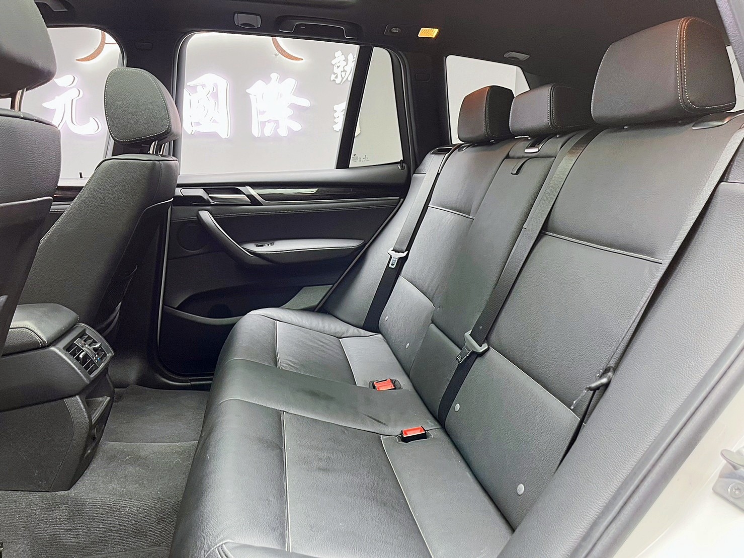 🔥2017 F25 X3 M版 四驅/全景天窗/電尾門/5AS🔥(169)【阿龍中古車 0968-691-205】  第2張相片