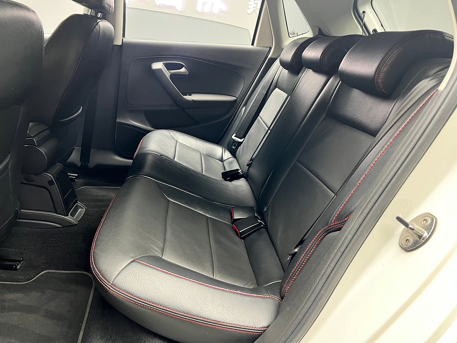 🔥2015式 VW Polo 便宜實惠都市小掀背/升級安卓機🔥(116)【阿龍中古車 0968-691-205】  第2張相片