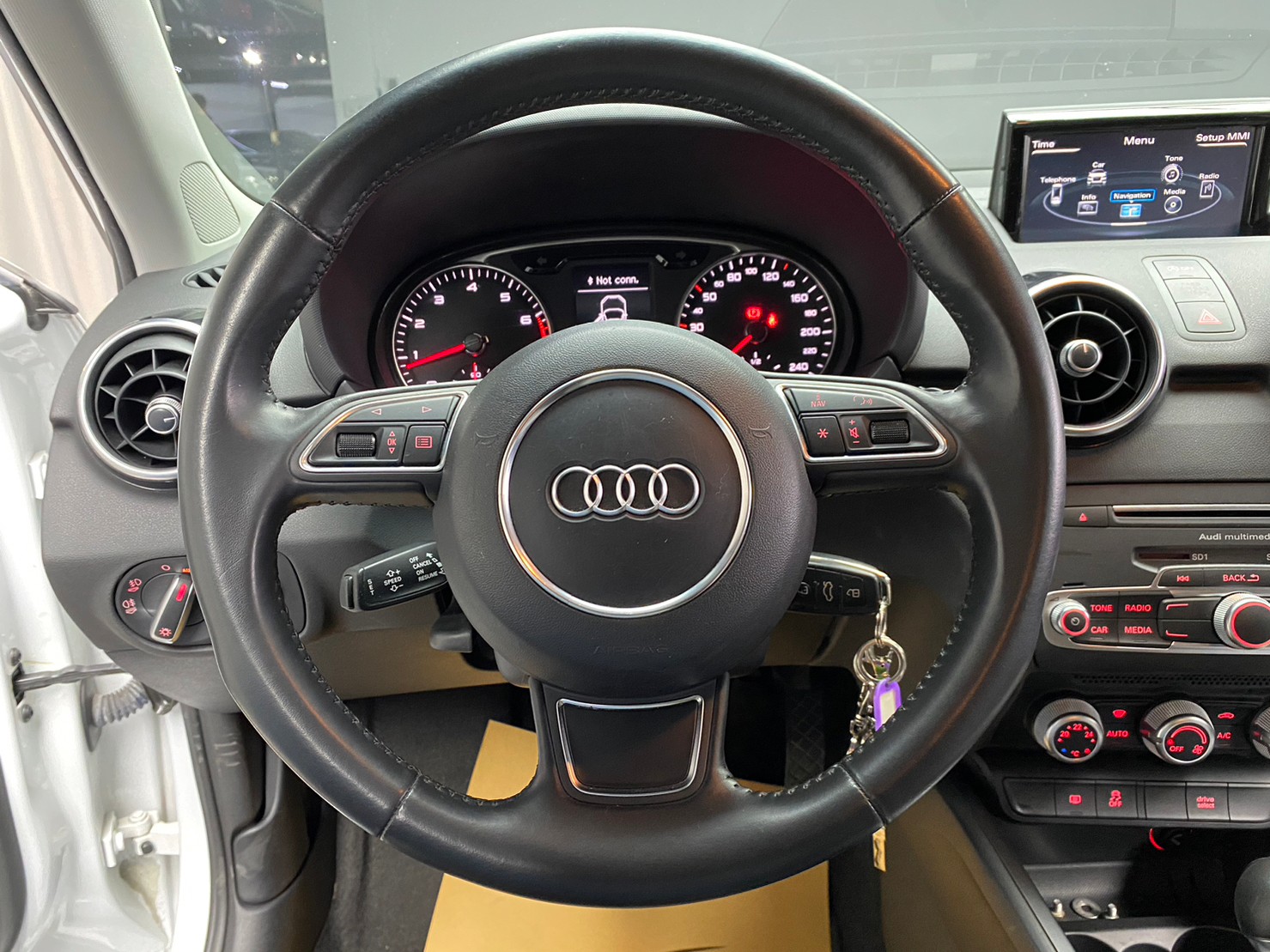 🔥2017 AUDI A1 Sportback 30TFSI 黑白雙色小掀背🔥(103)【阿龍中古車 0968-691-205】  第6張相片