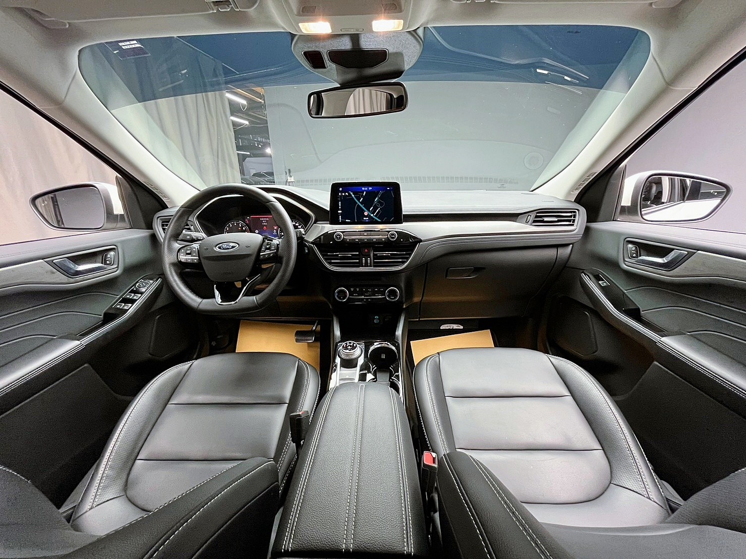 🔥2022新款 FORD Kuga EcoBoost 180時尚X型 大滿配 Level2全速域 環景 新車保固 🔥(151)【阿龍中古車 0968-691-205】  第5張相片