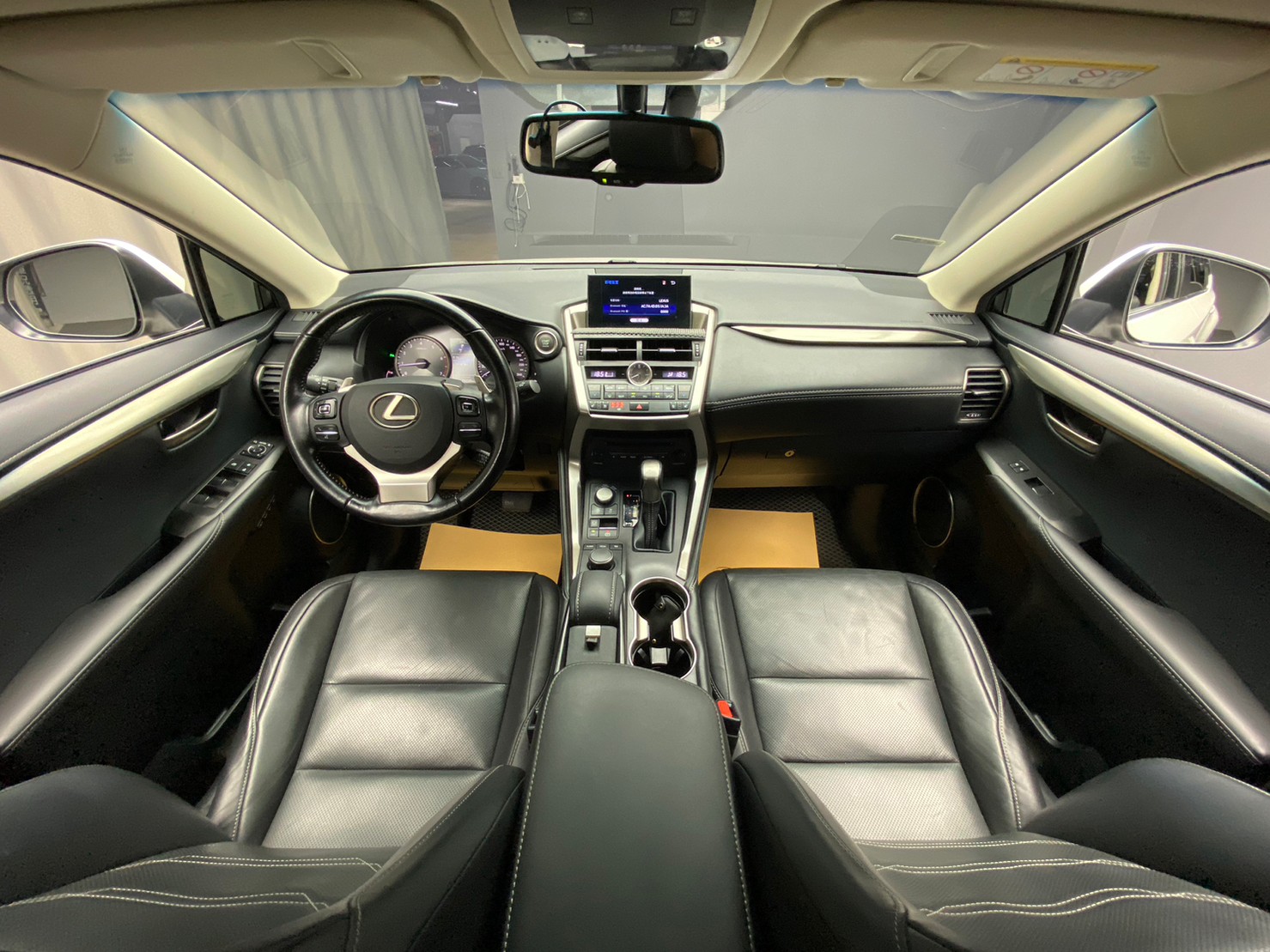 🔥2016式 LEXUS NX NX200t 雙電冷熱椅/電尾門/高妥善率🔥(148)【阿龍中古車 0968-691-205】  第2張相片