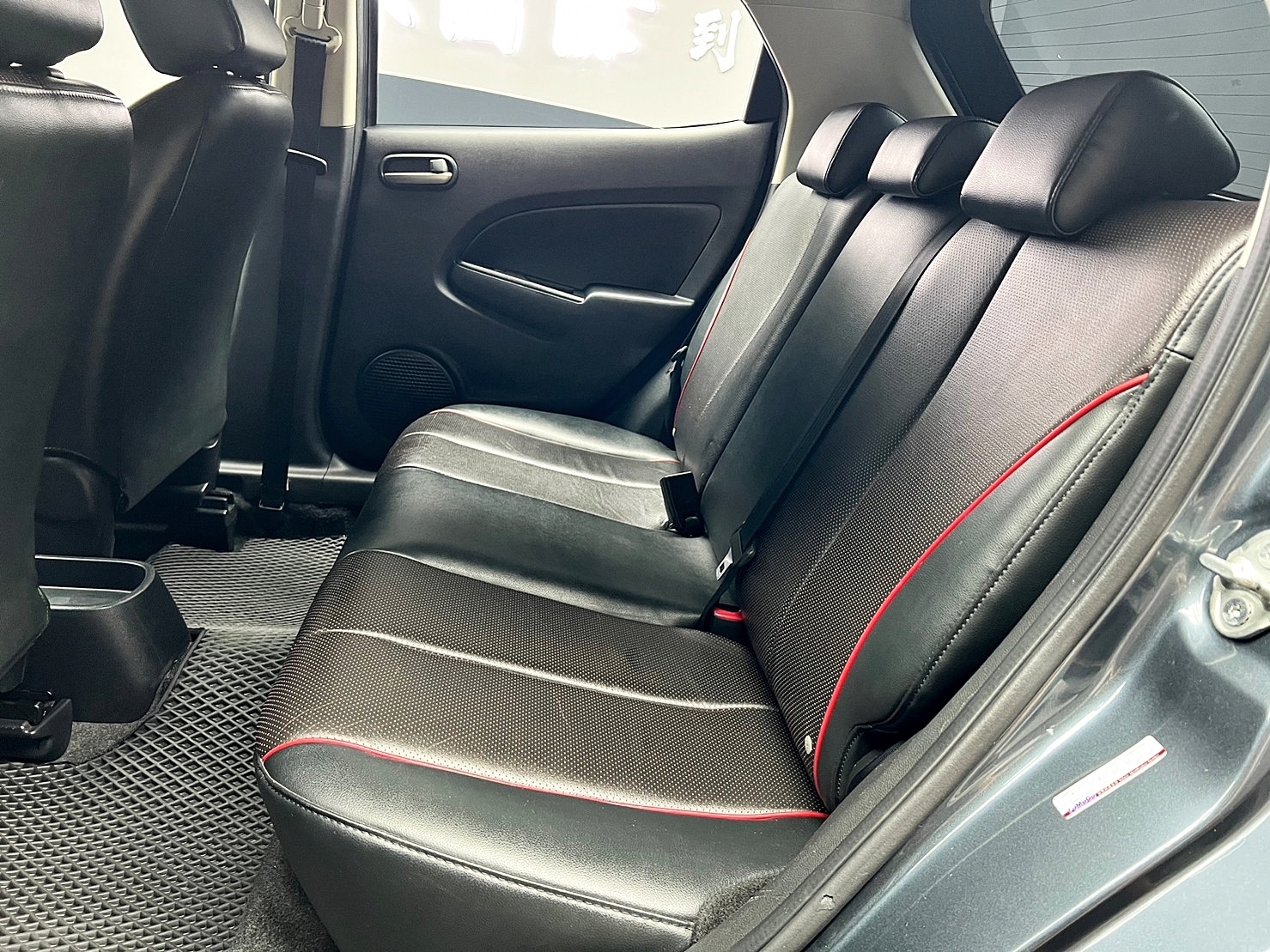 🔥2011 MAZDA 2 馬二 頂級型 掀背/好顧好養/買菜車🔥(170)【阿龍中古車 0968-691-205】  第6張相片