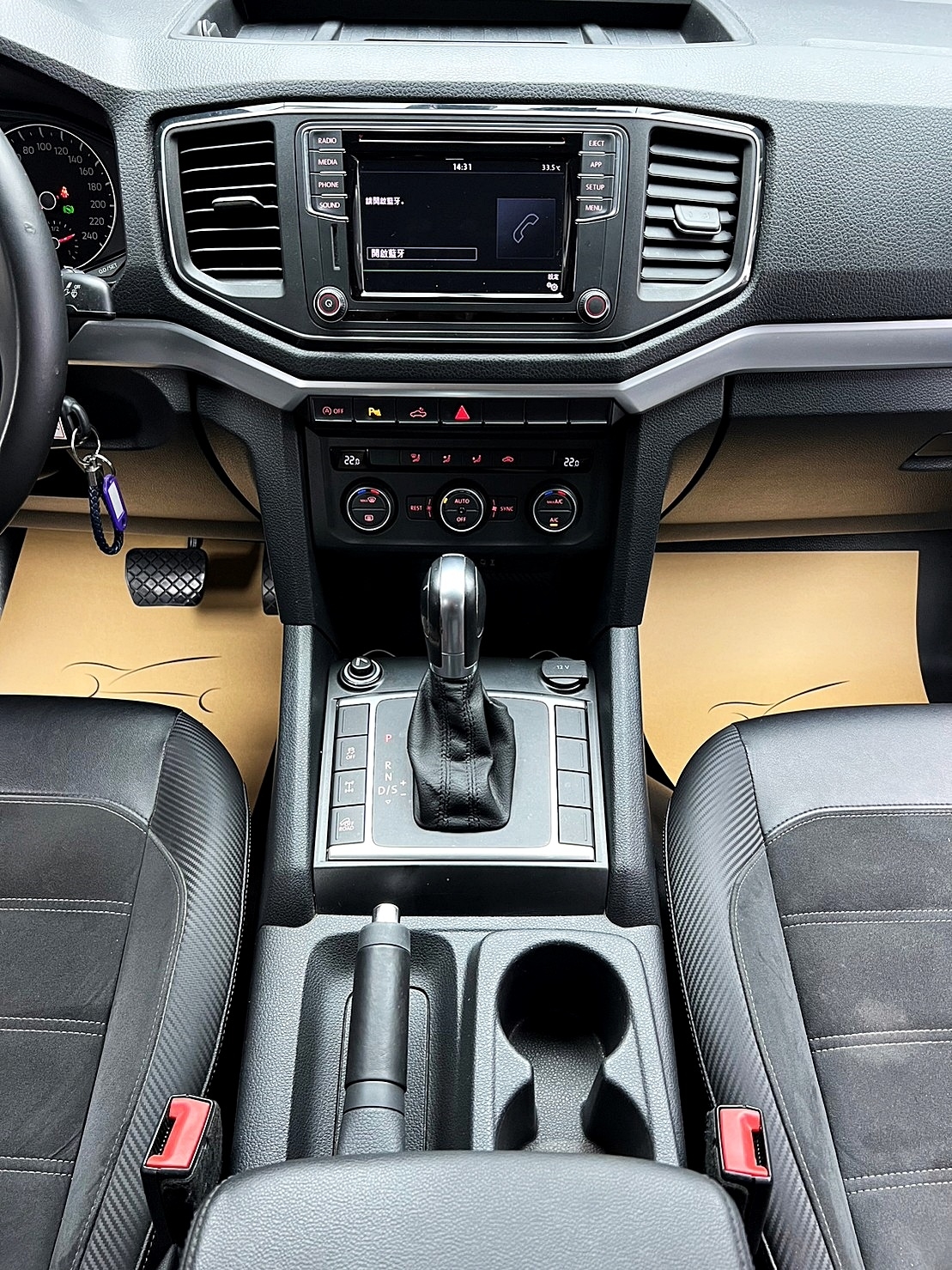 🔥2018 VW Amarok V6 Highline 柴油 四驅 皮卡 🔥(164)【阿龍中古車 0968-691-205】  第4張相片