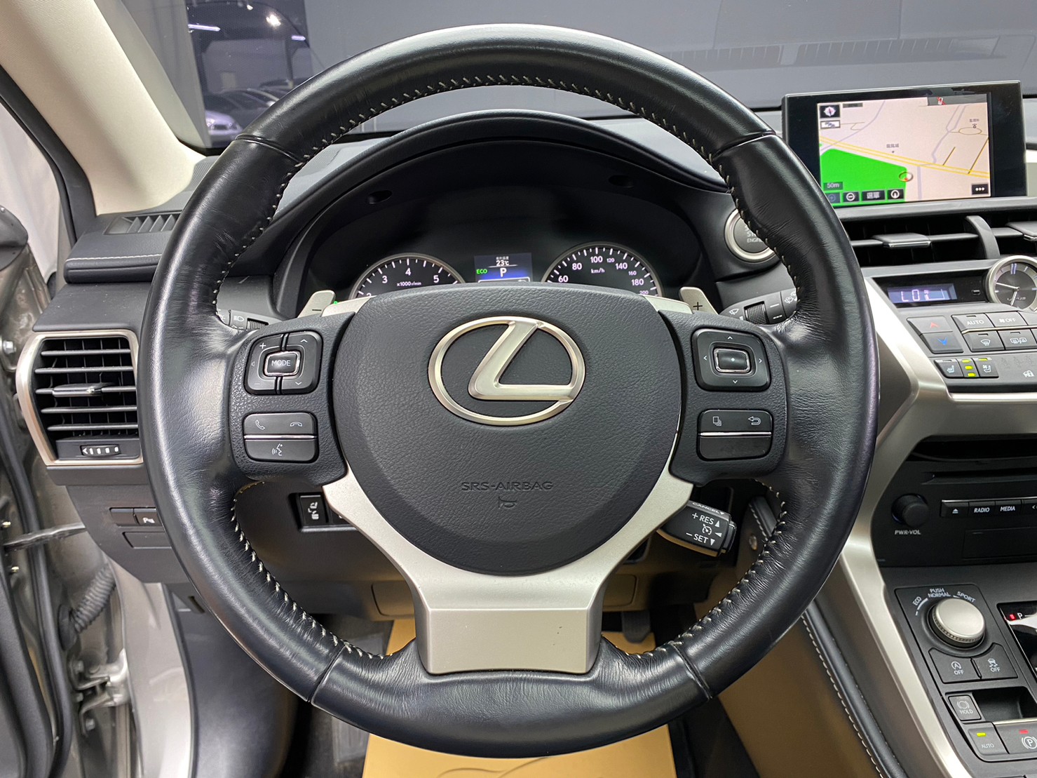 🔥2015 LEXUS NX NX200t 頂級版 天窗/雙電冷熱椅/電尾門🔥(244)【阿龍中古車 0968-691-205】  第4張相片