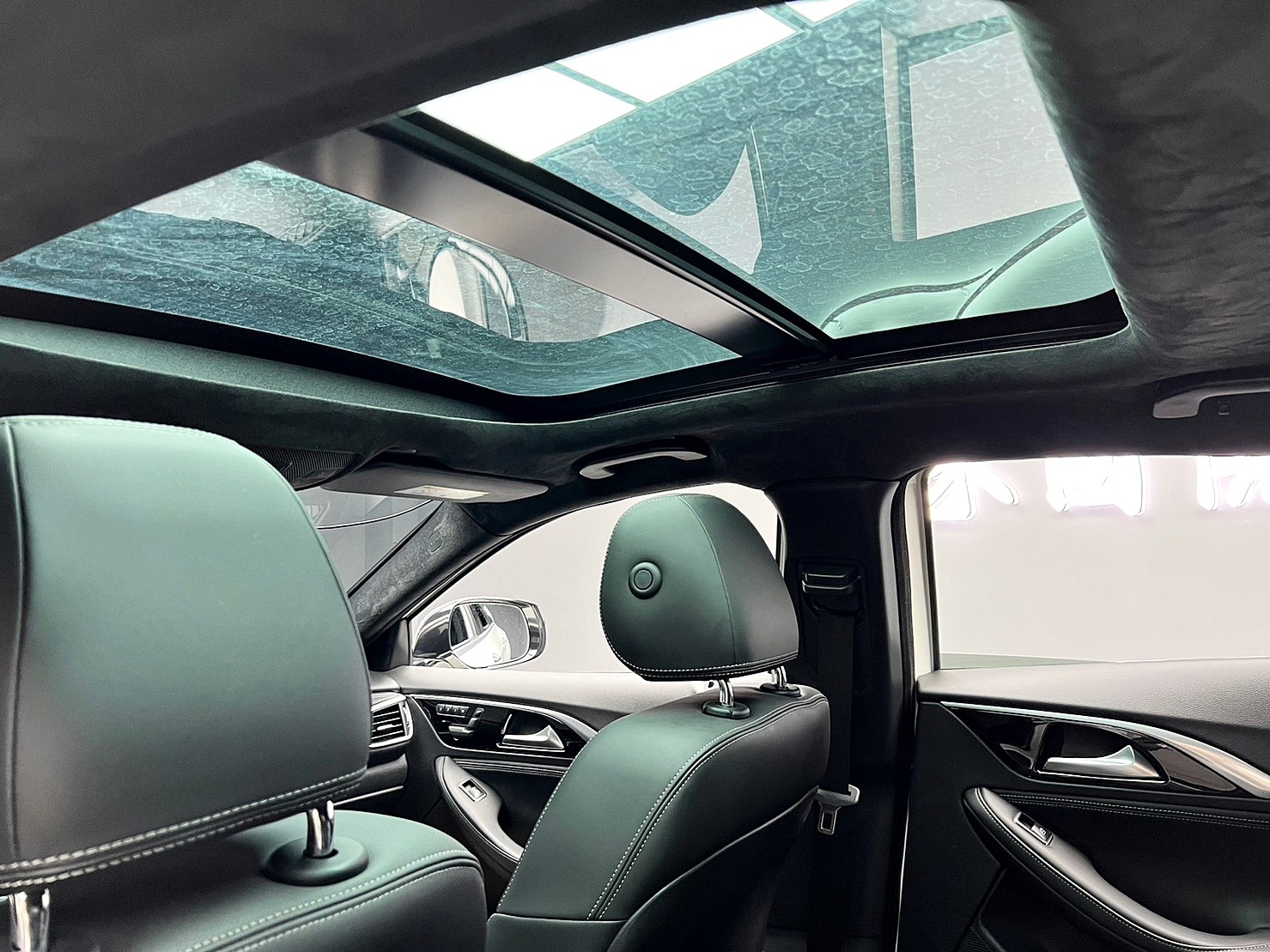 🔥2018式 INFINITI Q30 全景天窗/ACC跟車/環景/雙電熱椅 掀背車 🔥(247)【阿龍中古車 0968-691-205】  第9張相片