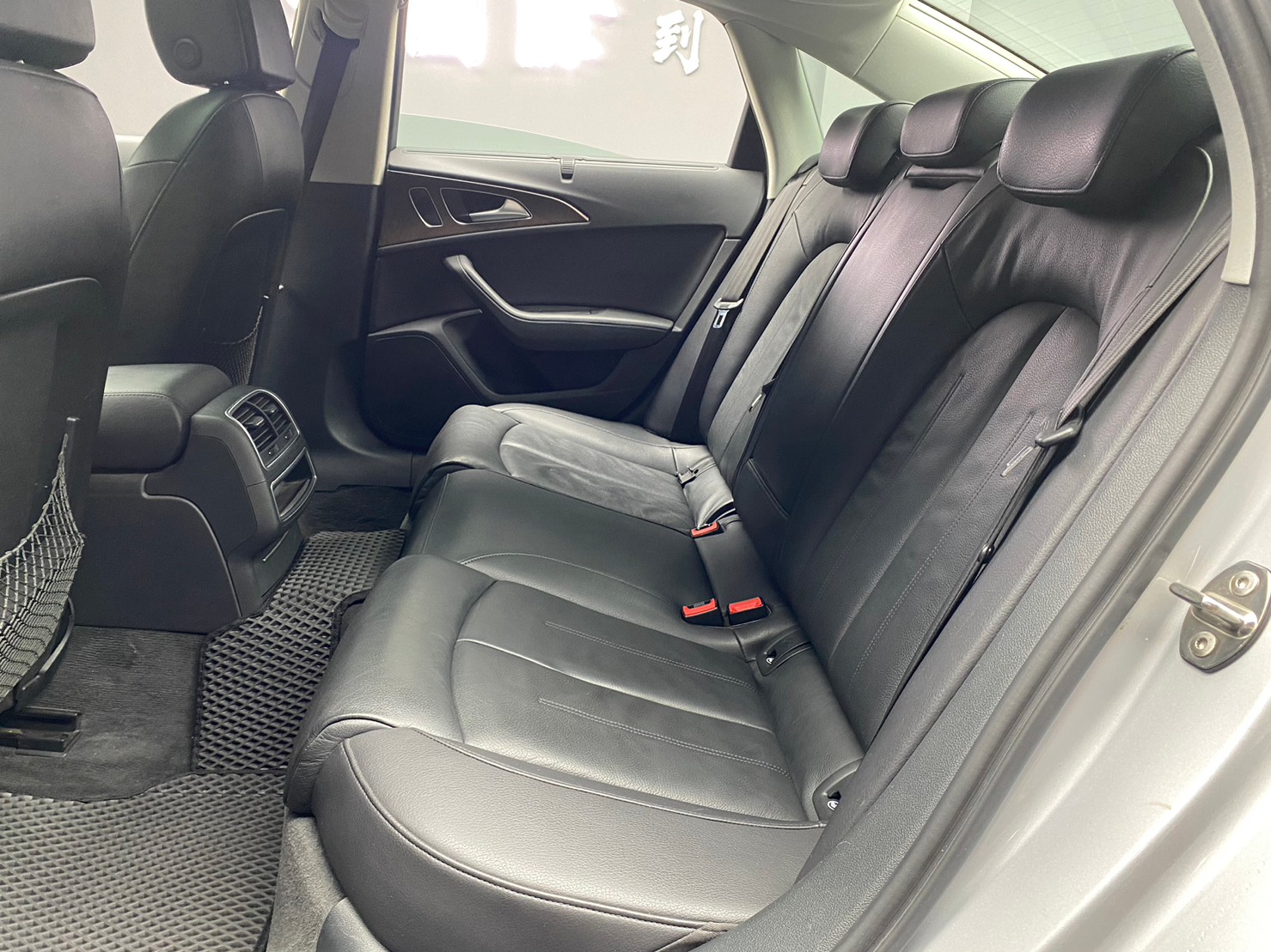 🔥2012式 AUDI A6 Sedan 2.8 FSI quattro 金屬銀 四驅房車/天窗/盲點/電尾門🔥(199)【阿龍中古車 0968-691-205】  第7張相片