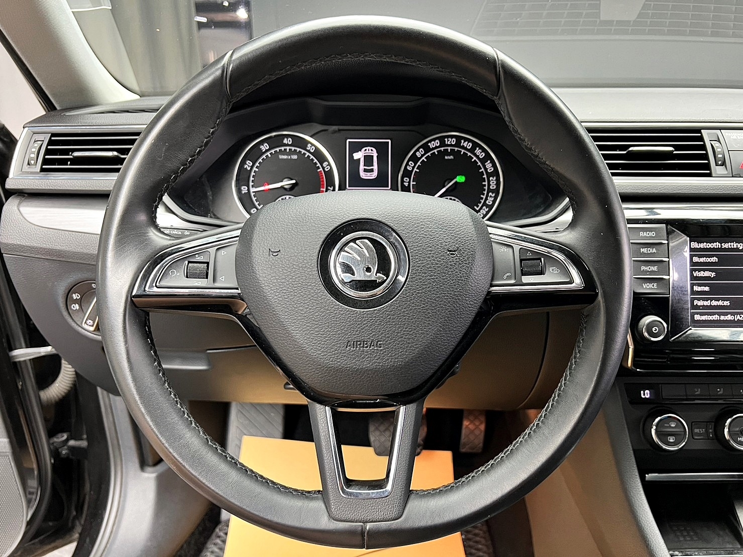 🔥2016 SKODA Superb Combi 旅行款 雙電動椅/電尾門🔥(236)【阿龍中古車 0968-691-205】  第5張相片