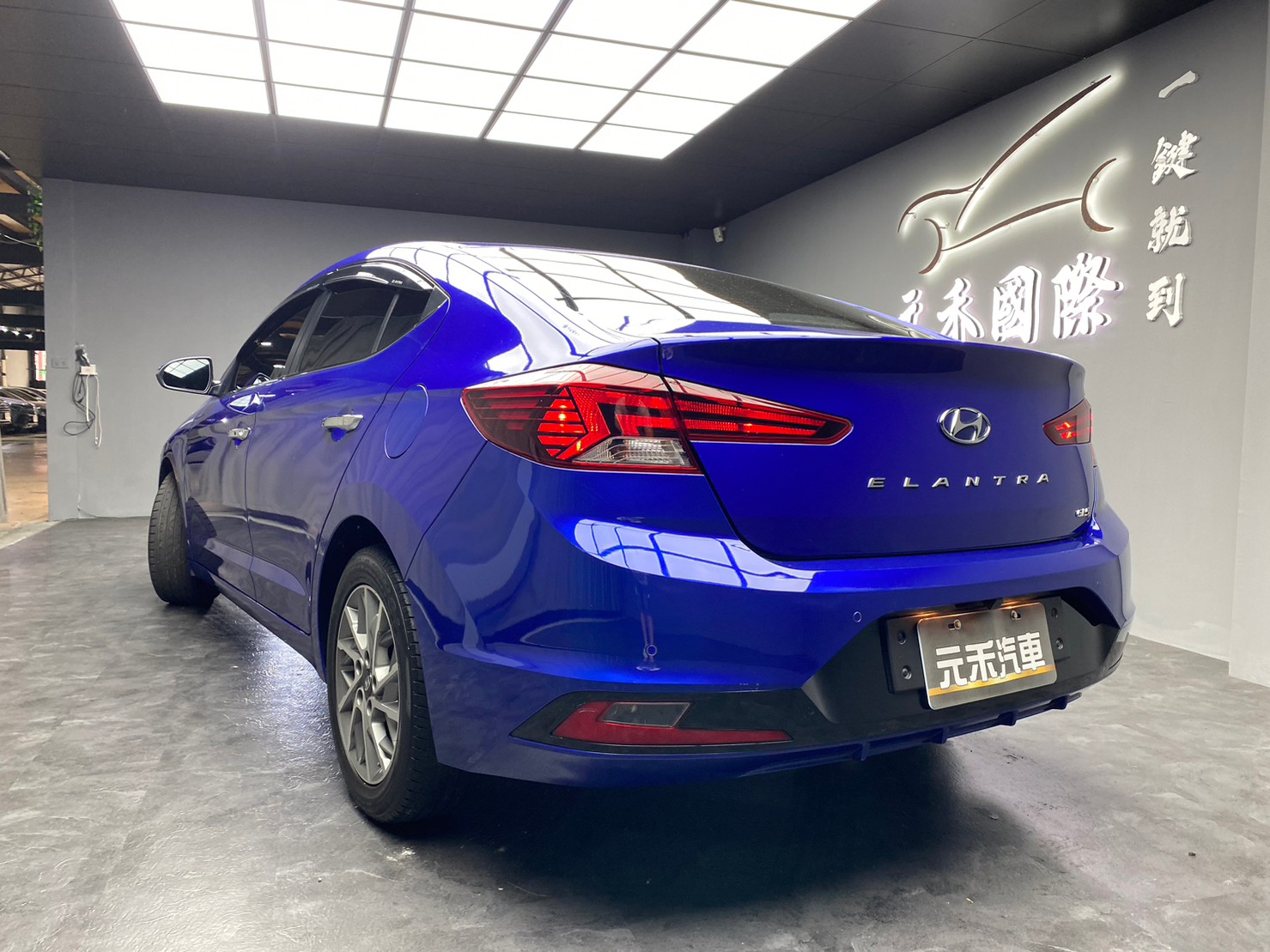 🔥2020式小改款 HYUNDAI 現代 Elantra 一輪強 1.6 旗艦型 跟車/安卓機 🔥(246)【阿龍中古車 0968-691-205】  第2張相片