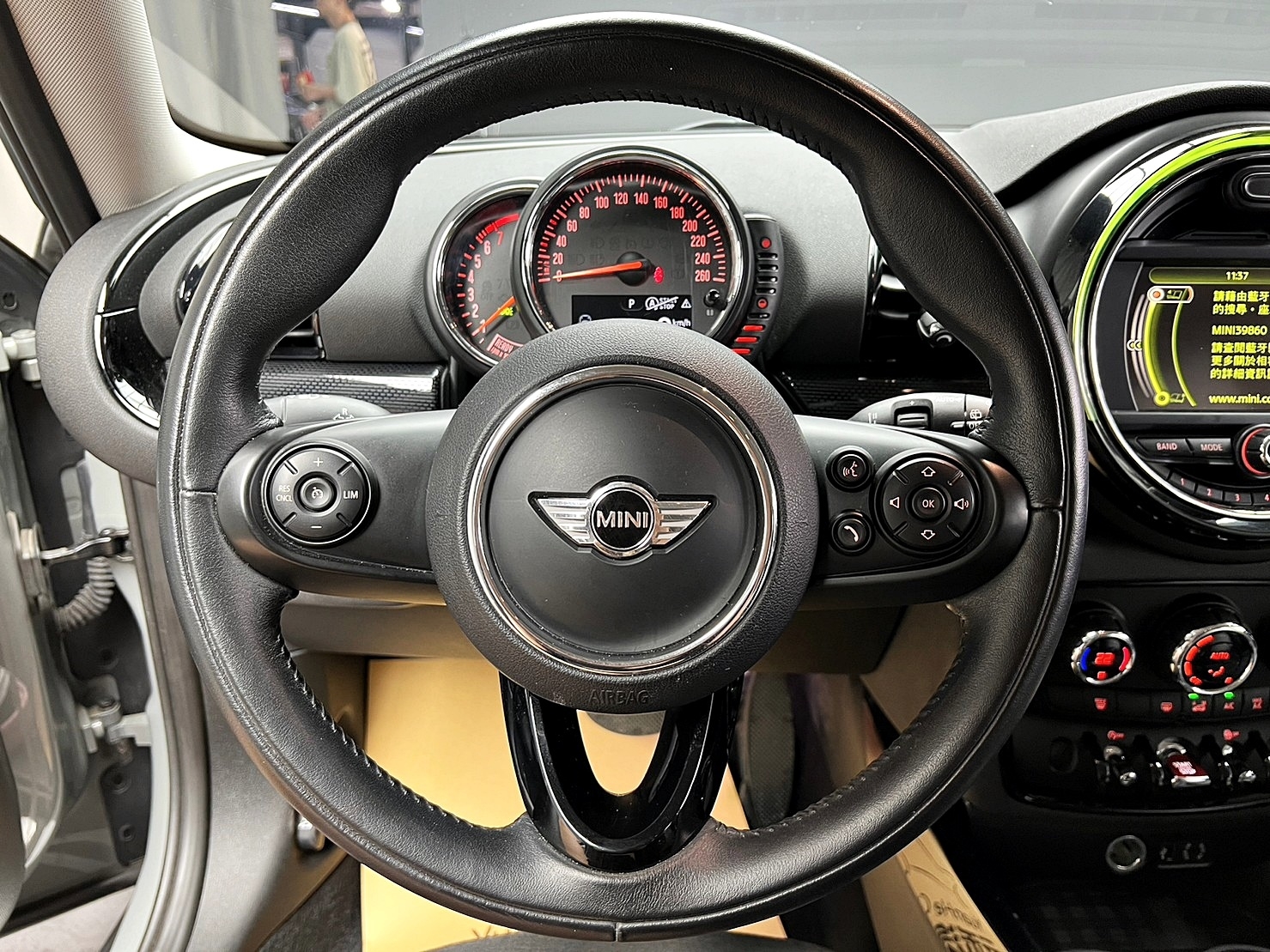 🔥2016 Mini 迷你 R55 Clubman Cooper 獨特對開尾門🔥(235)【阿龍中古車 0968-691-205】  第5張相片