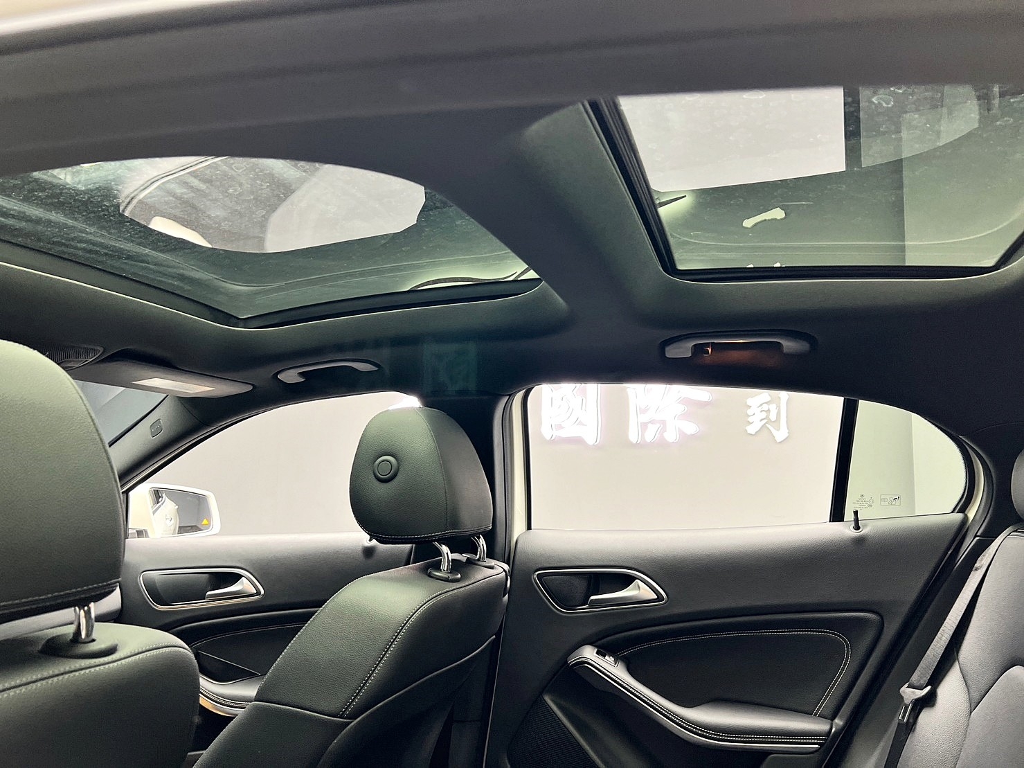 🔥2017式 X156 GLA250 AMG 4MATIC 自動停車🔥(016)【阿龍中古車 0968-691-205】  第2張相片