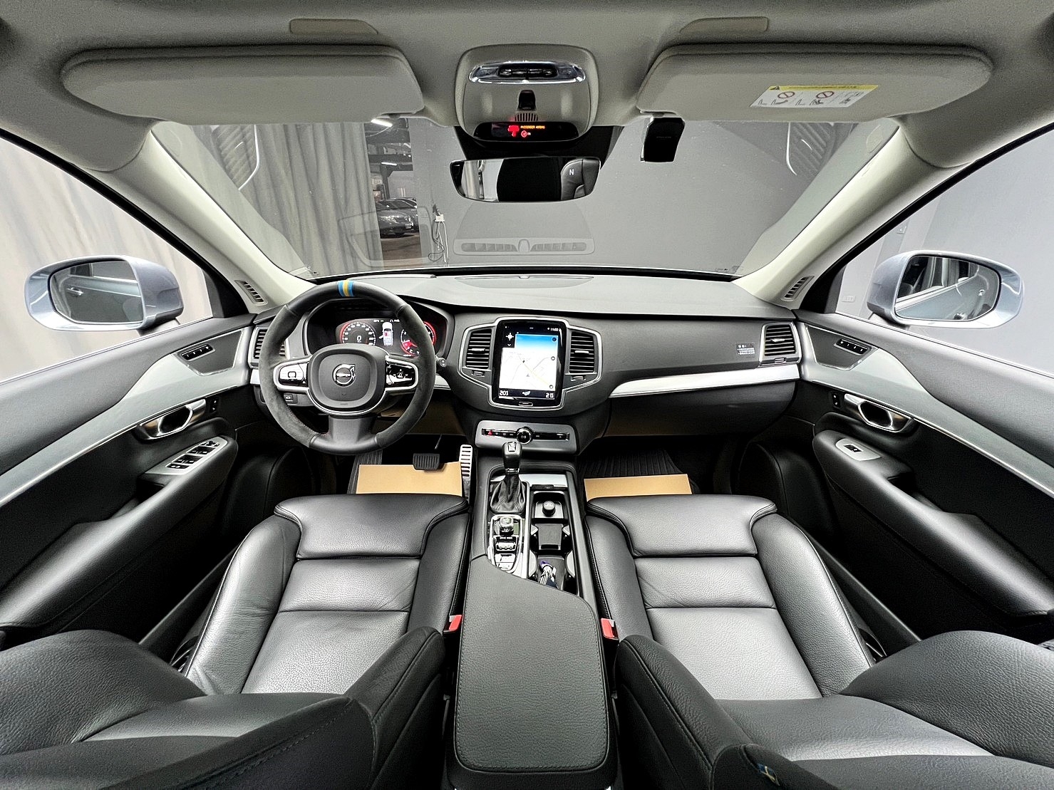 🔥2019式 VOLVO XC90 T5 Momentum 七人座 豪華坦克SUV🔥(200)【阿龍中古車 0968-691-205】  第5張相片