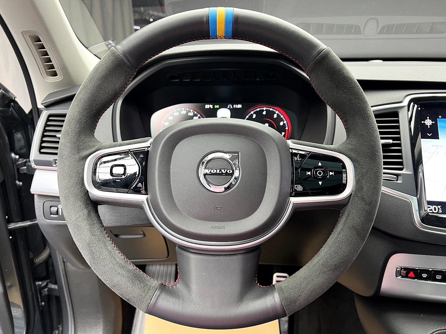 🔥2019式 VOLVO XC90 T5 Momentum 七人座 豪華坦克SUV🔥(200)【阿龍中古車 0968-691-205】  第9張相片