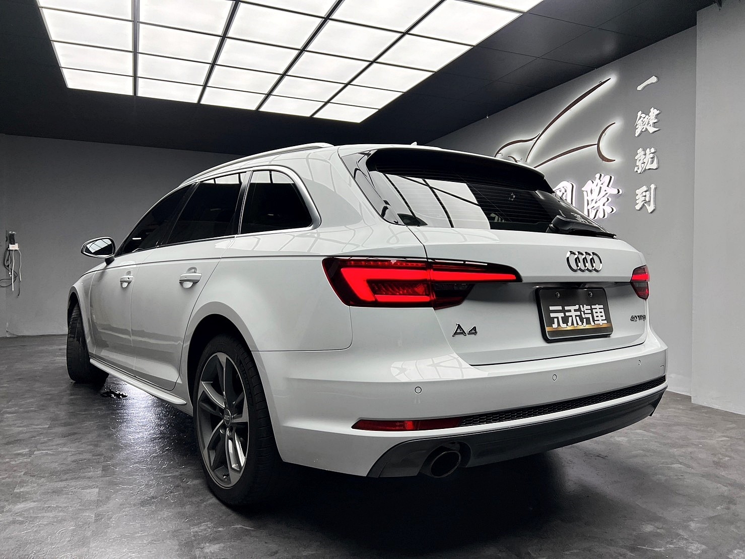 🔥2018 AUDI B9 A4 Avant S-Line 數位儀表/選配跟車🔥(237)【阿龍中古車 0968-691-205】  第3張相片