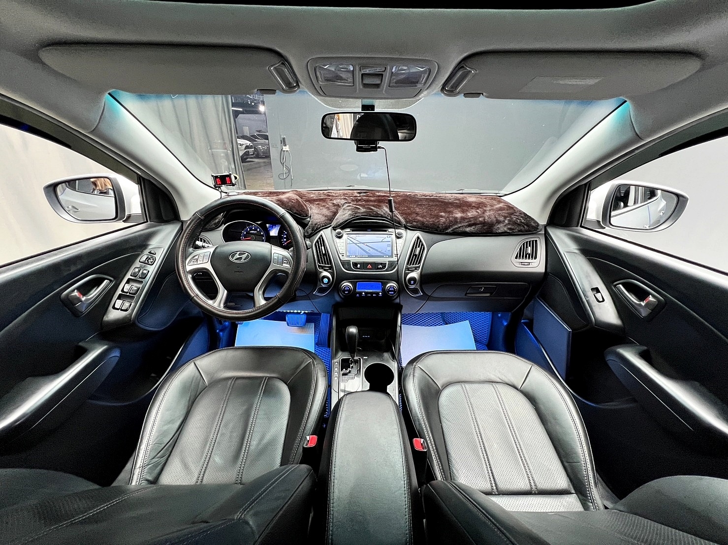🔥2011 現代 IX35 全景天窗旗艦型 跑少又便宜/國產SUV 代步車 🔥(077)【阿龍中古車 0968-691-205】  第4張相片
