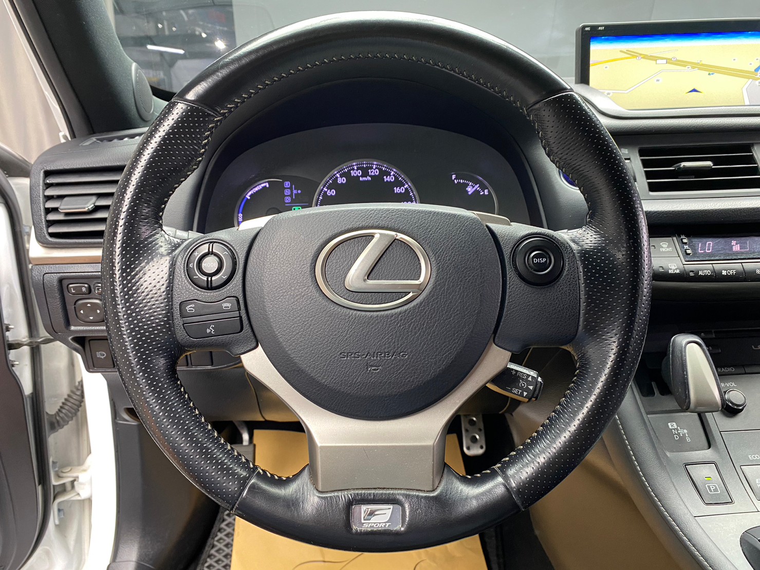 🔥2016 LEXUS CT CT200h F Sport菁英版/附安卓機 油電 掀背 🔥(241)【阿龍中古車 0968-691-205】  第9張相片